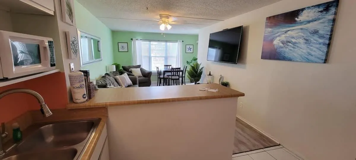 Kitchen or kitchenette in Gulfview II #408