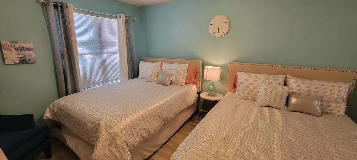 Bed in Gulfview II #408