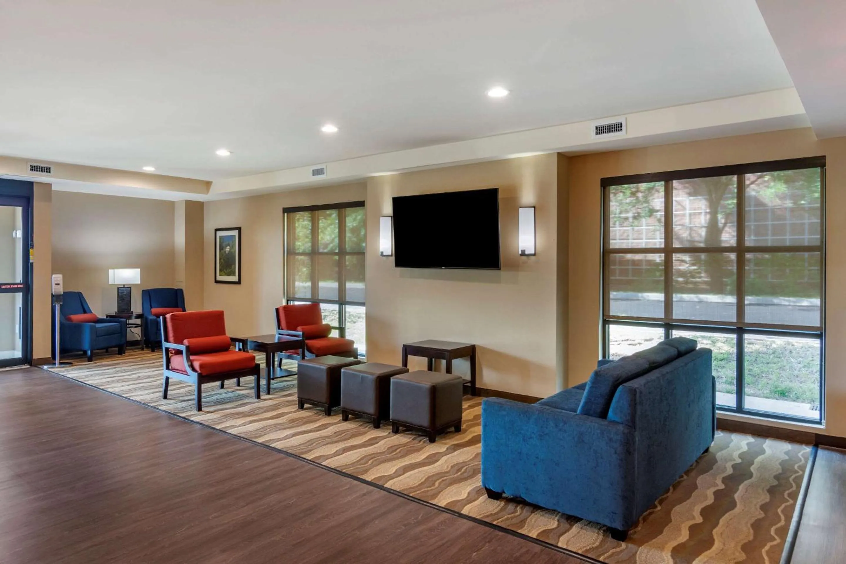 Lobby or reception in Comfort Inn & Suites Charlottesville Hollymead Town Center