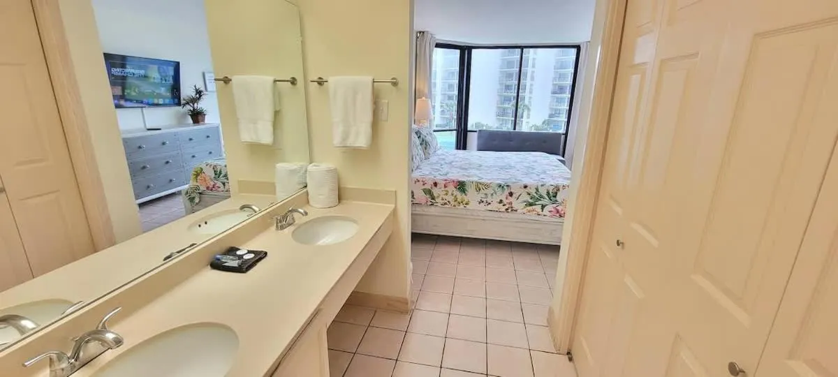 Bathroom, Bed in Saida Royale 9039