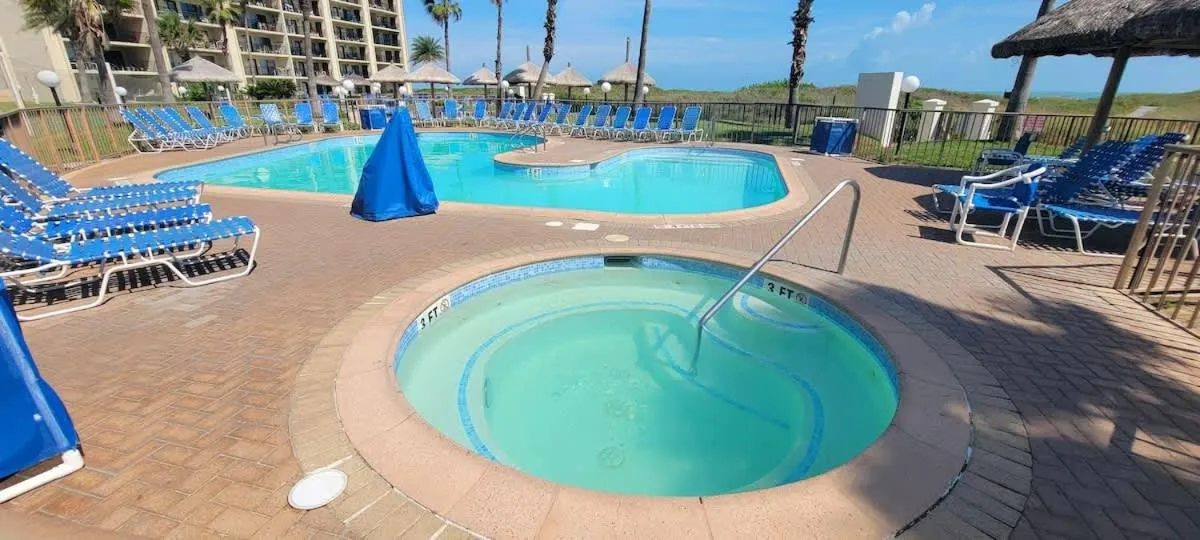 Swimming pool in Saida Royale 9039