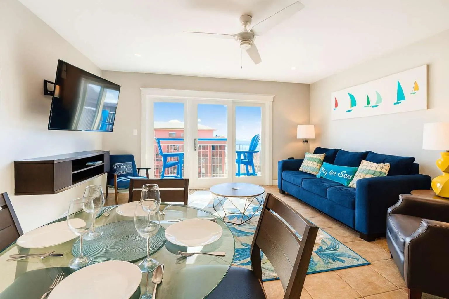 Living room in La Internacional 313