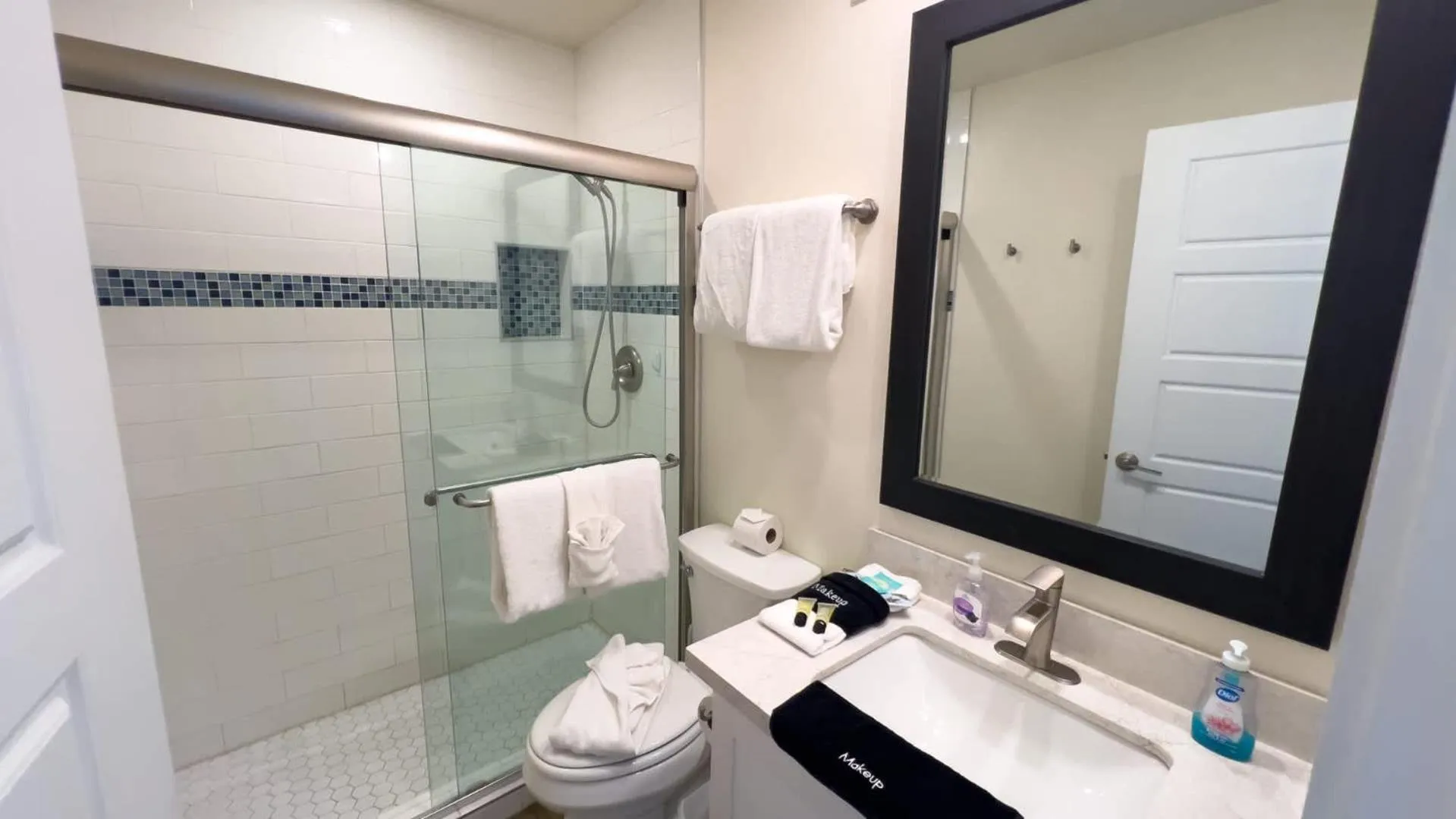 Bathroom in La Internacional 313