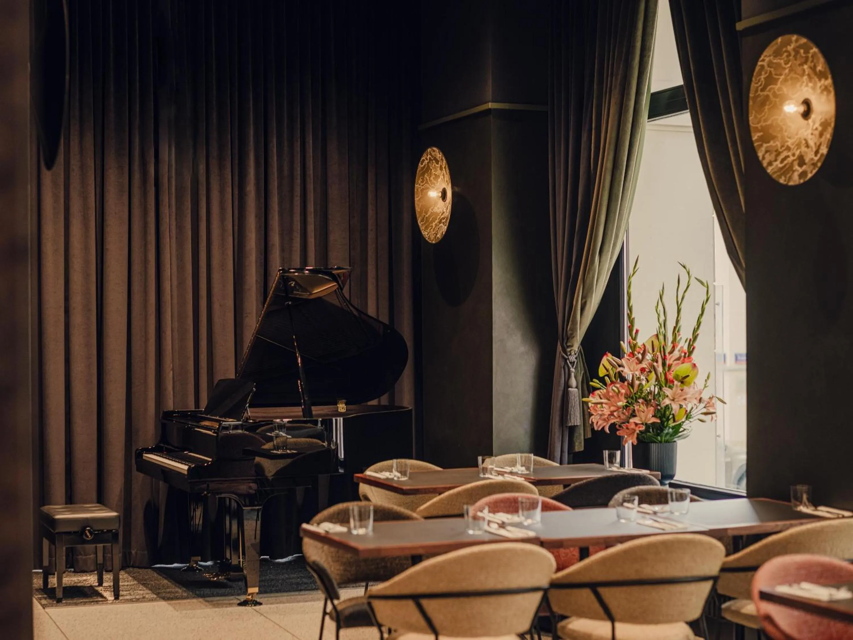 Restaurant/places to eat in Flaner Hotel, WorldHotels Crafted