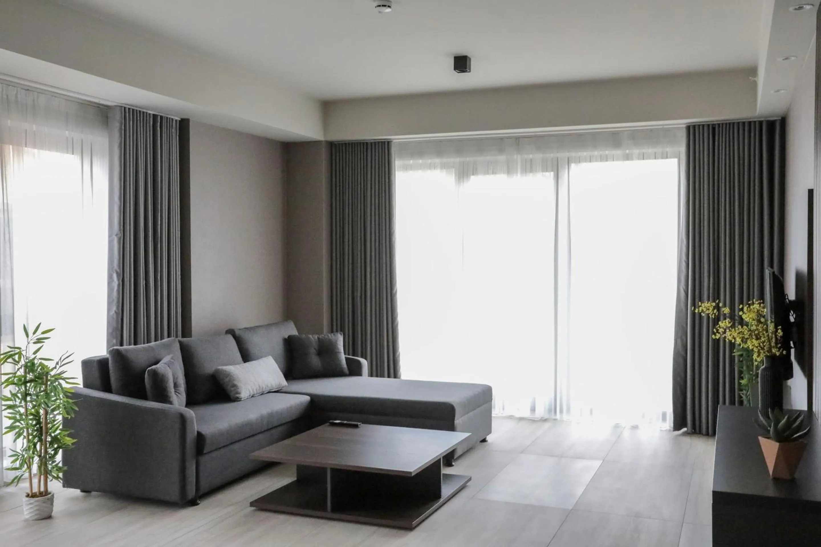 Seating area in Hotel54