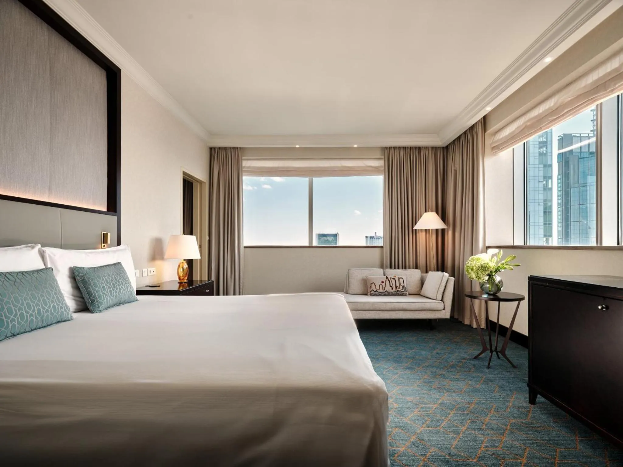 Photo of the whole room, Bed in InterContinental Warszawa by IHG