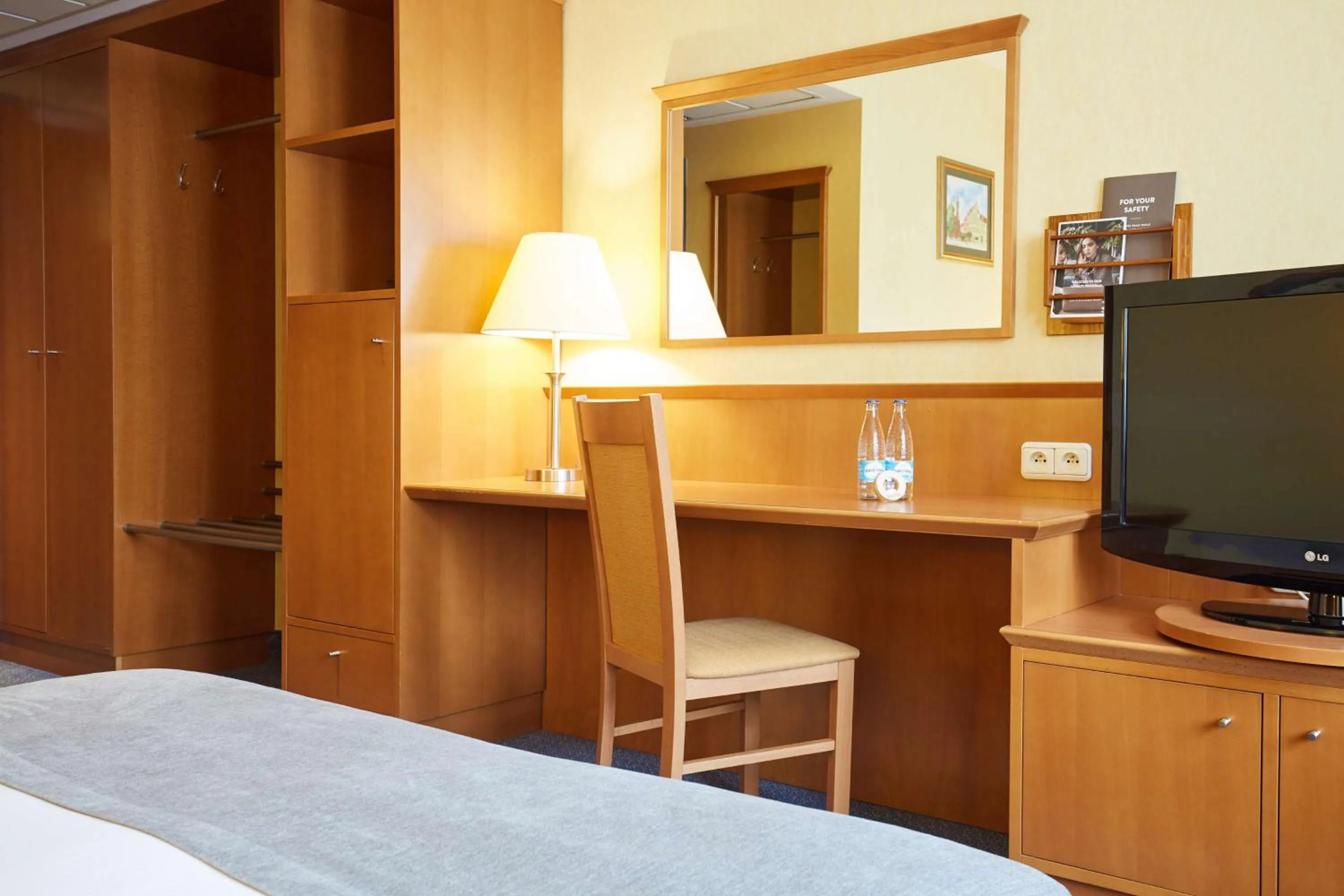 Standard Twin Room in Scandic Wrocław