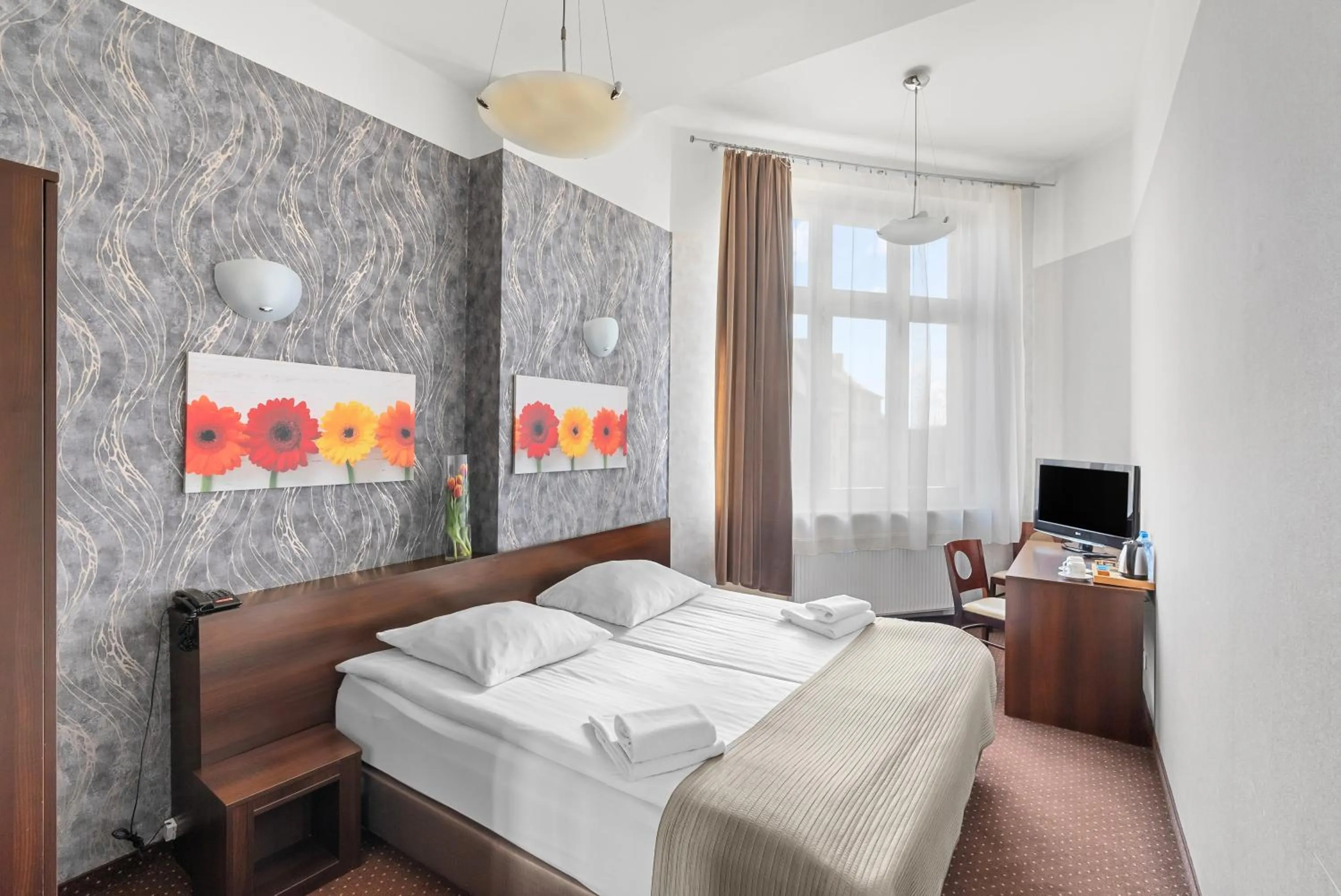 Bed in Hotel Diament Economy Gliwice