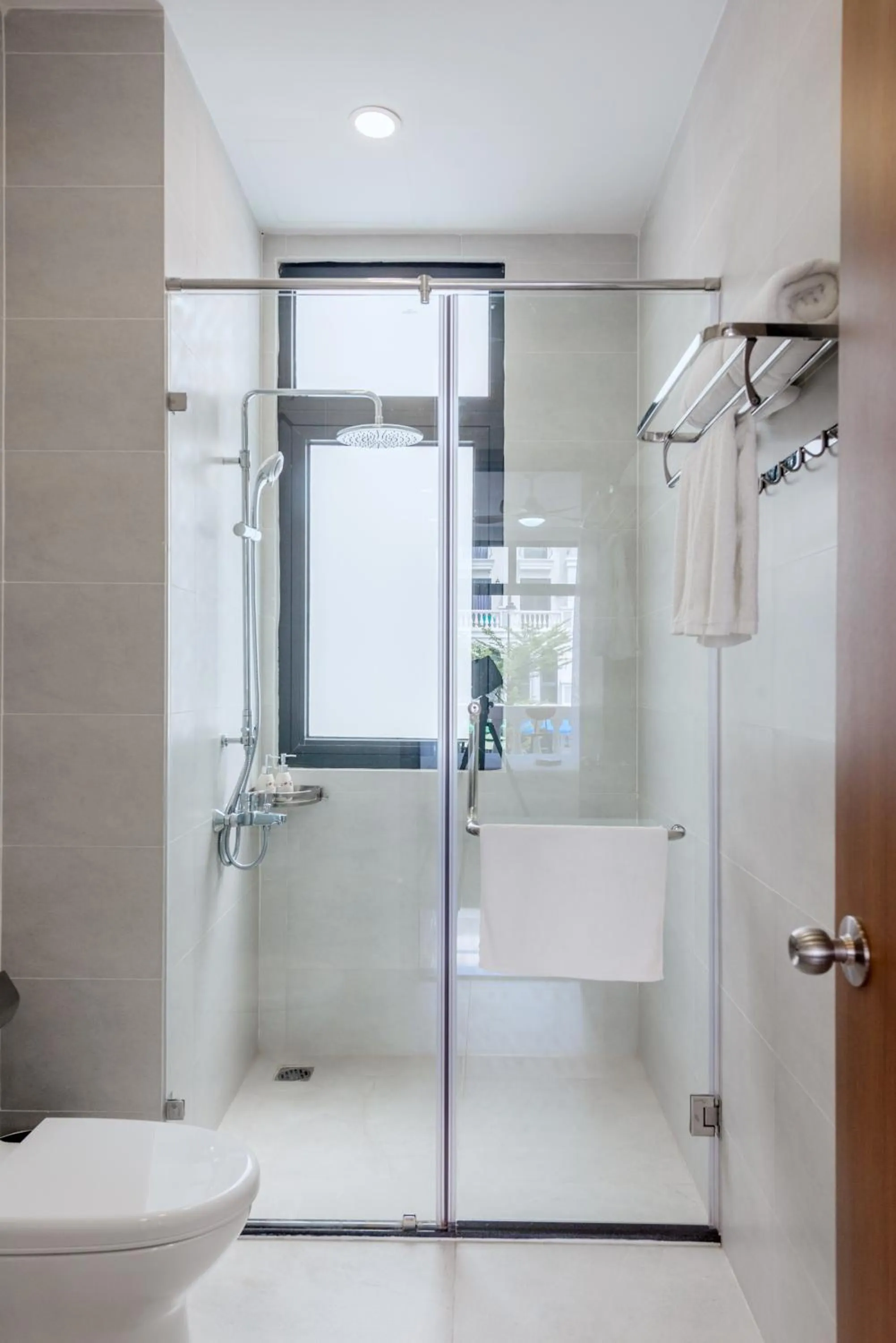 Shower in Lalisa Hotel Grand World Phu Quoc