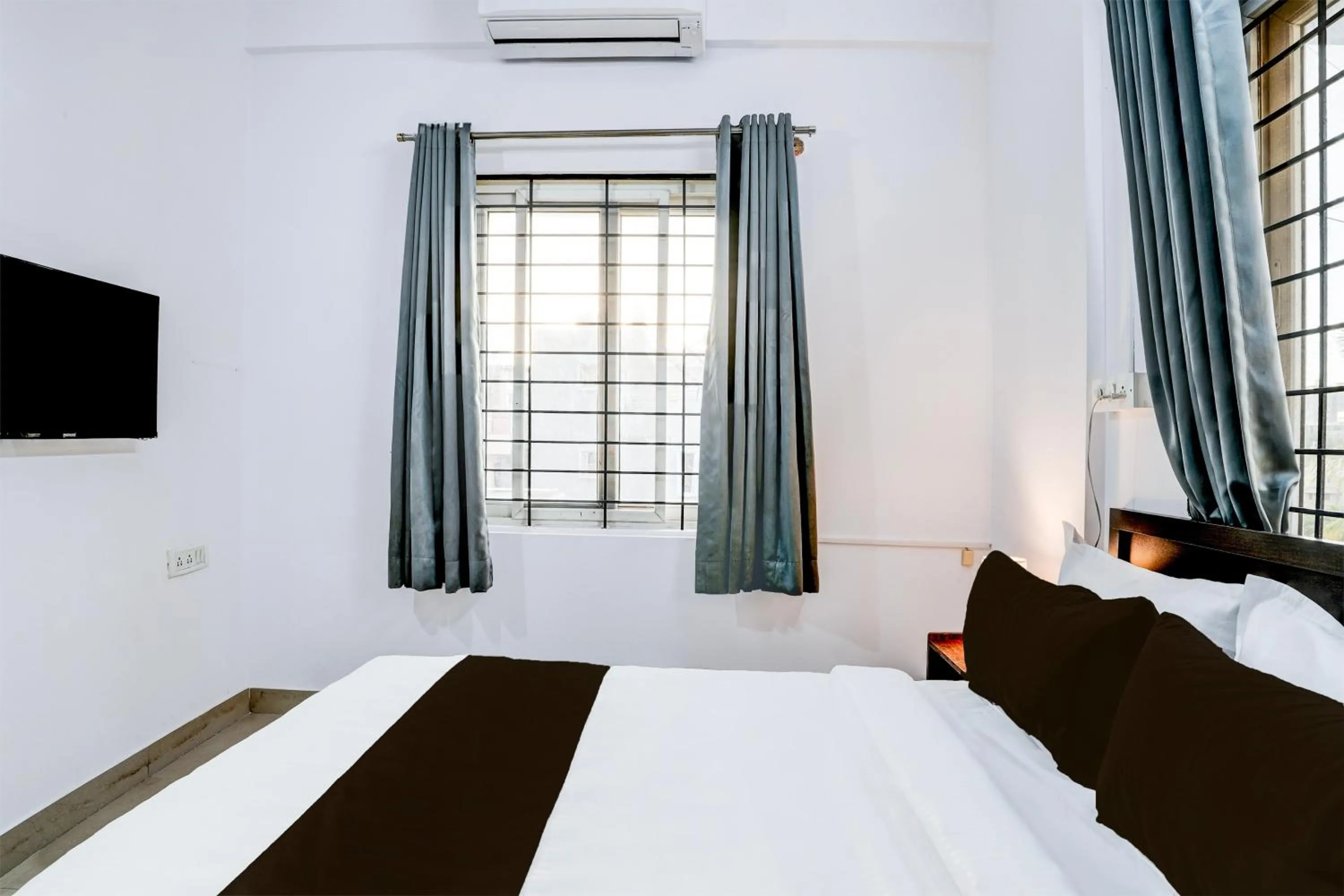 Bedroom, Bed in Super Hotel O Whitefield