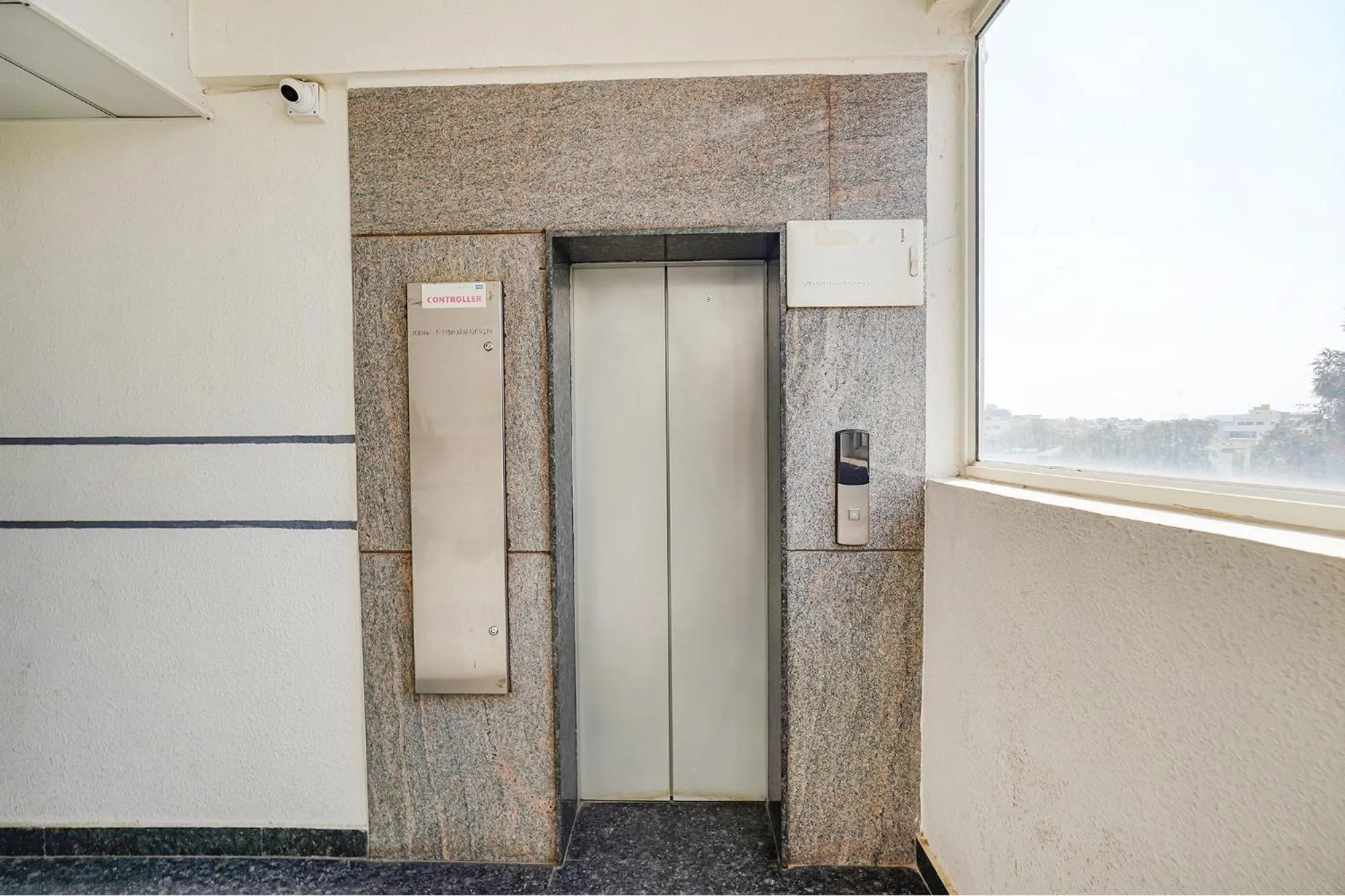 elevator in Hotel O Fortune Rooms
