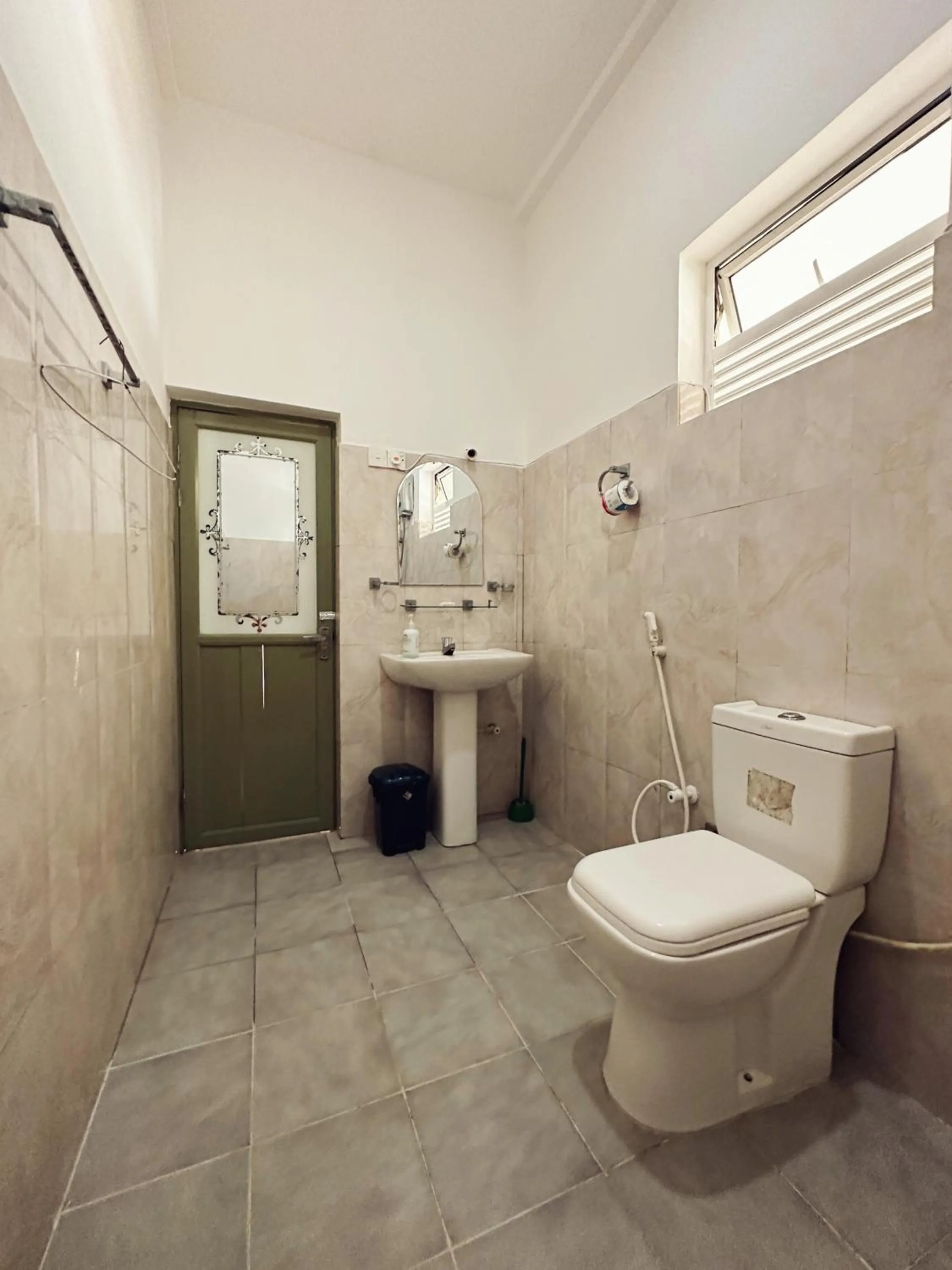 Toilet in New Golden Bay Resort Weligama