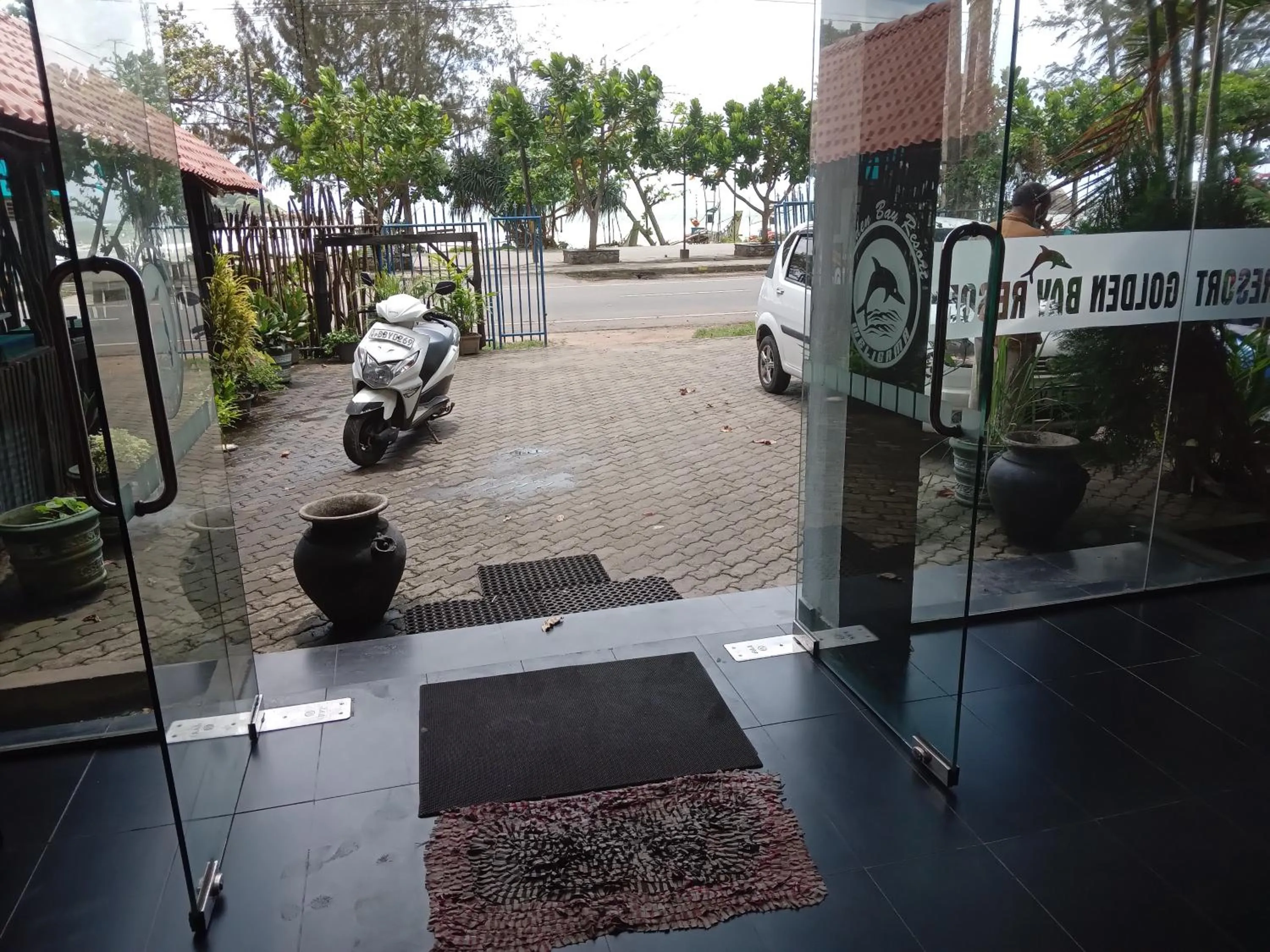 Street view in New Golden Bay Resort Weligama