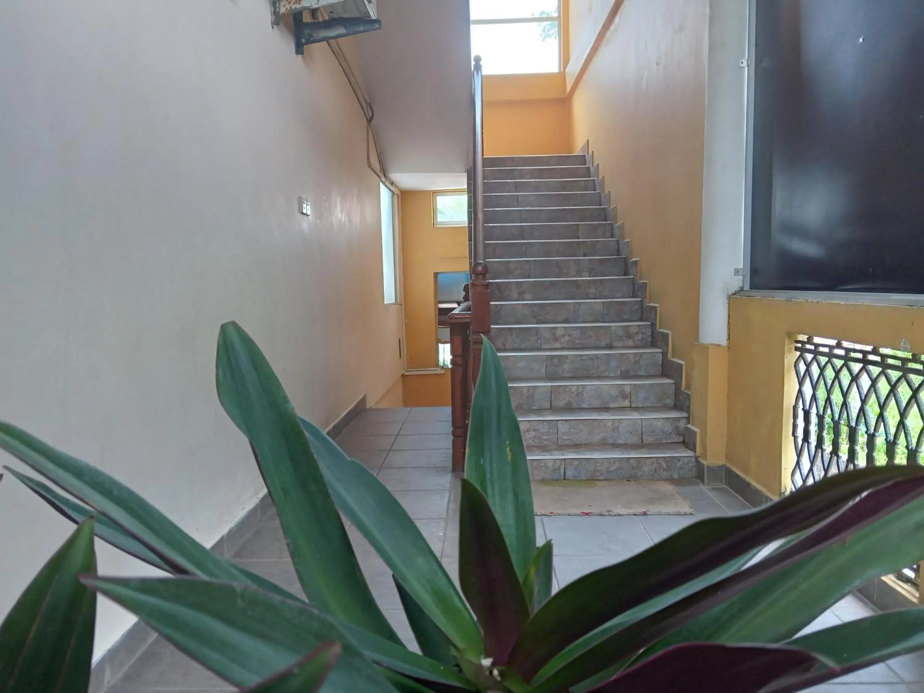 Facade/entrance in New Golden Bay Resort Weligama