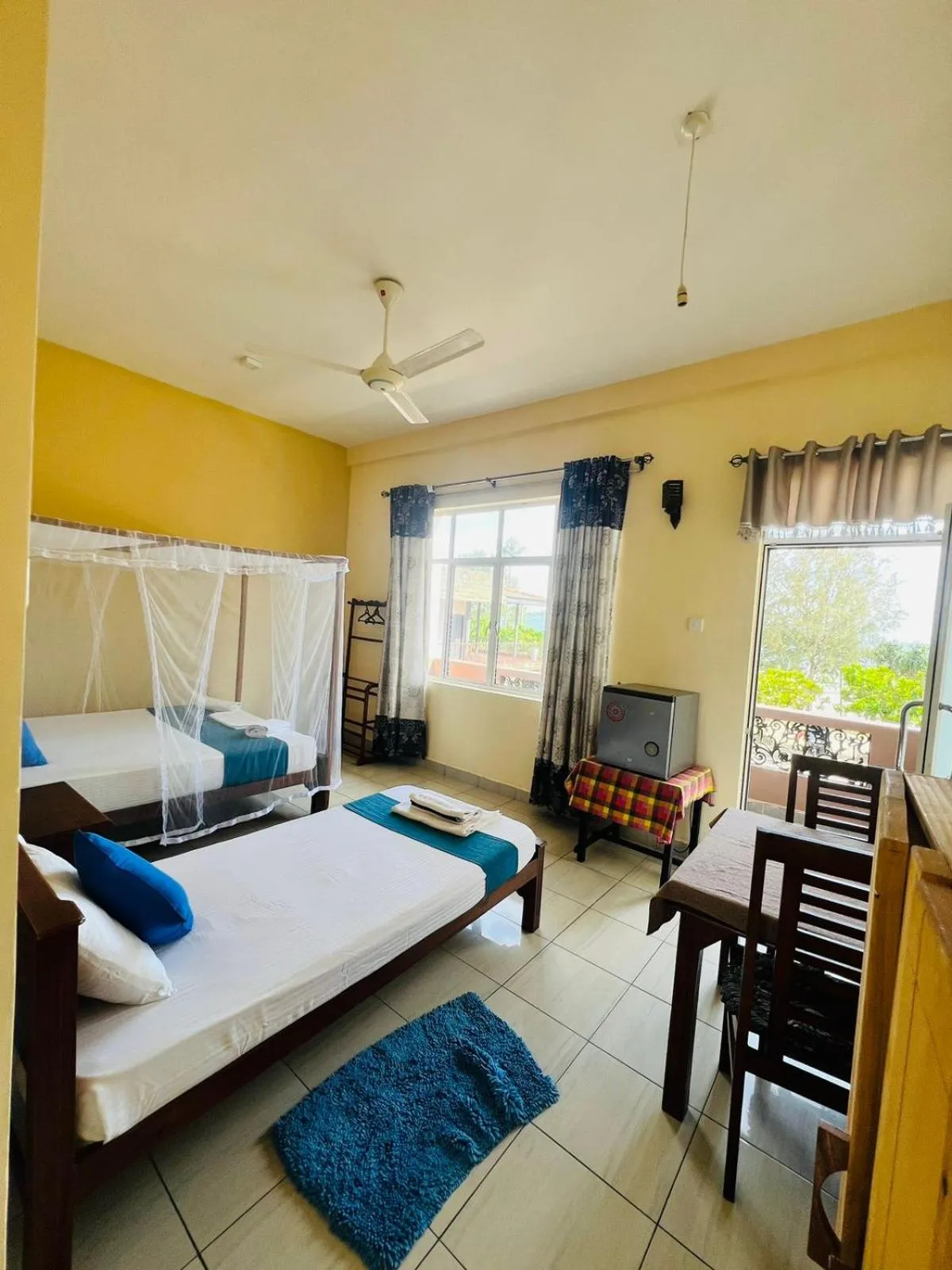 Bedroom, Bed in New Golden Bay Resort Weligama