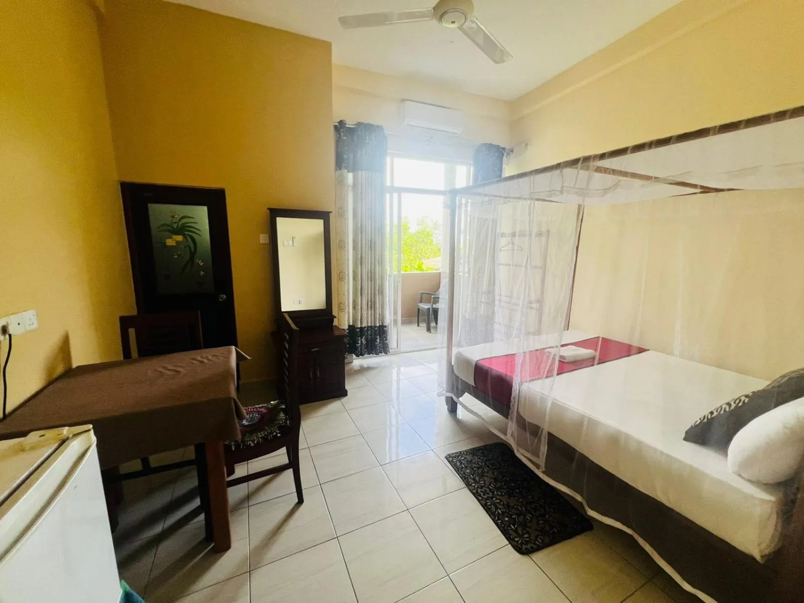 Bedroom, Bed in New Golden Bay Resort Weligama