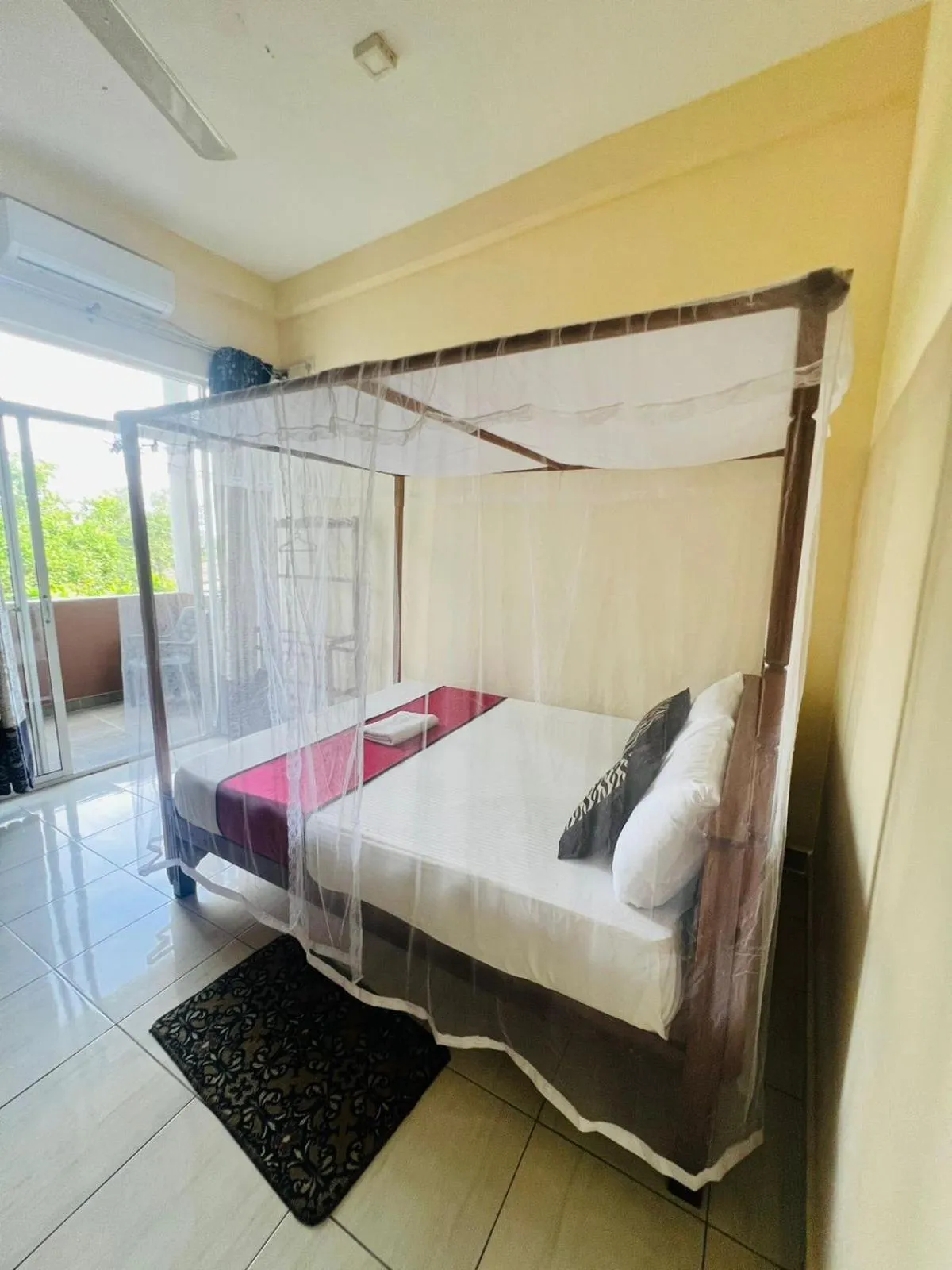 Bedroom, Bed in New Golden Bay Resort Weligama