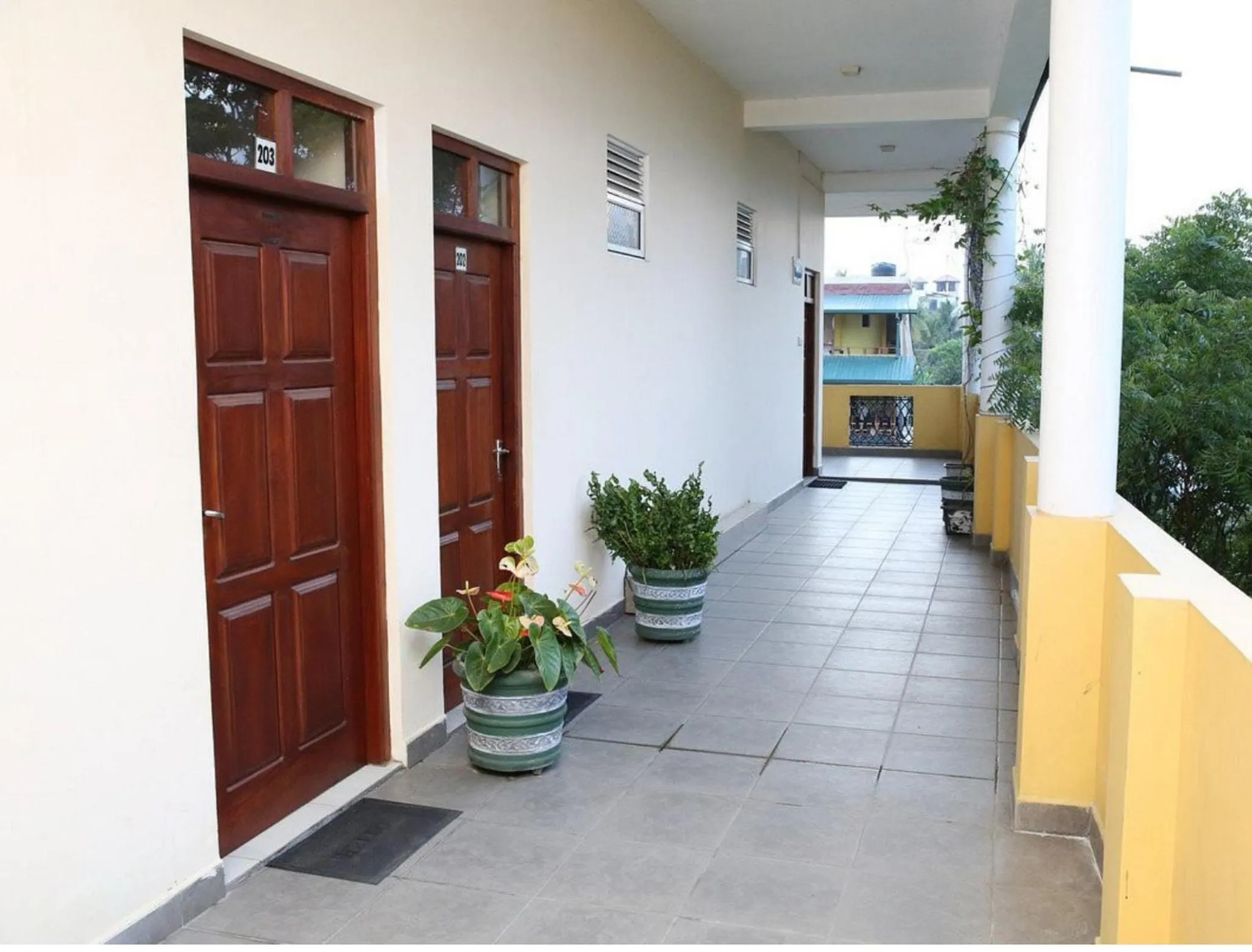 Balcony/Terrace in New Golden Bay Resort Weligama