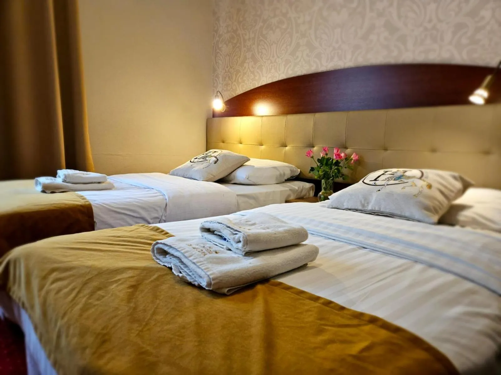 Bed in Hotel Galicja SPA Wieliczka