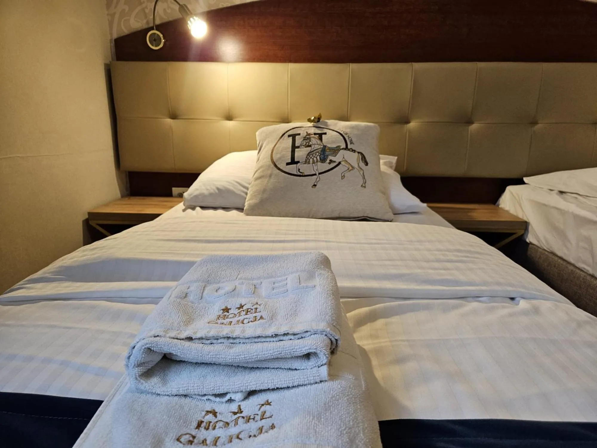 Bed in Hotel Galicja SPA Wieliczka