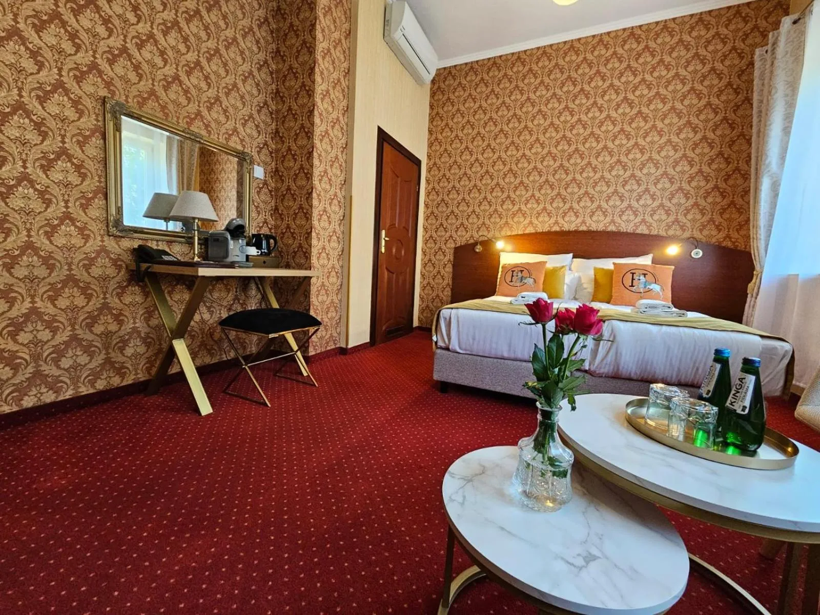 Bed in Hotel Galicja SPA Wieliczka