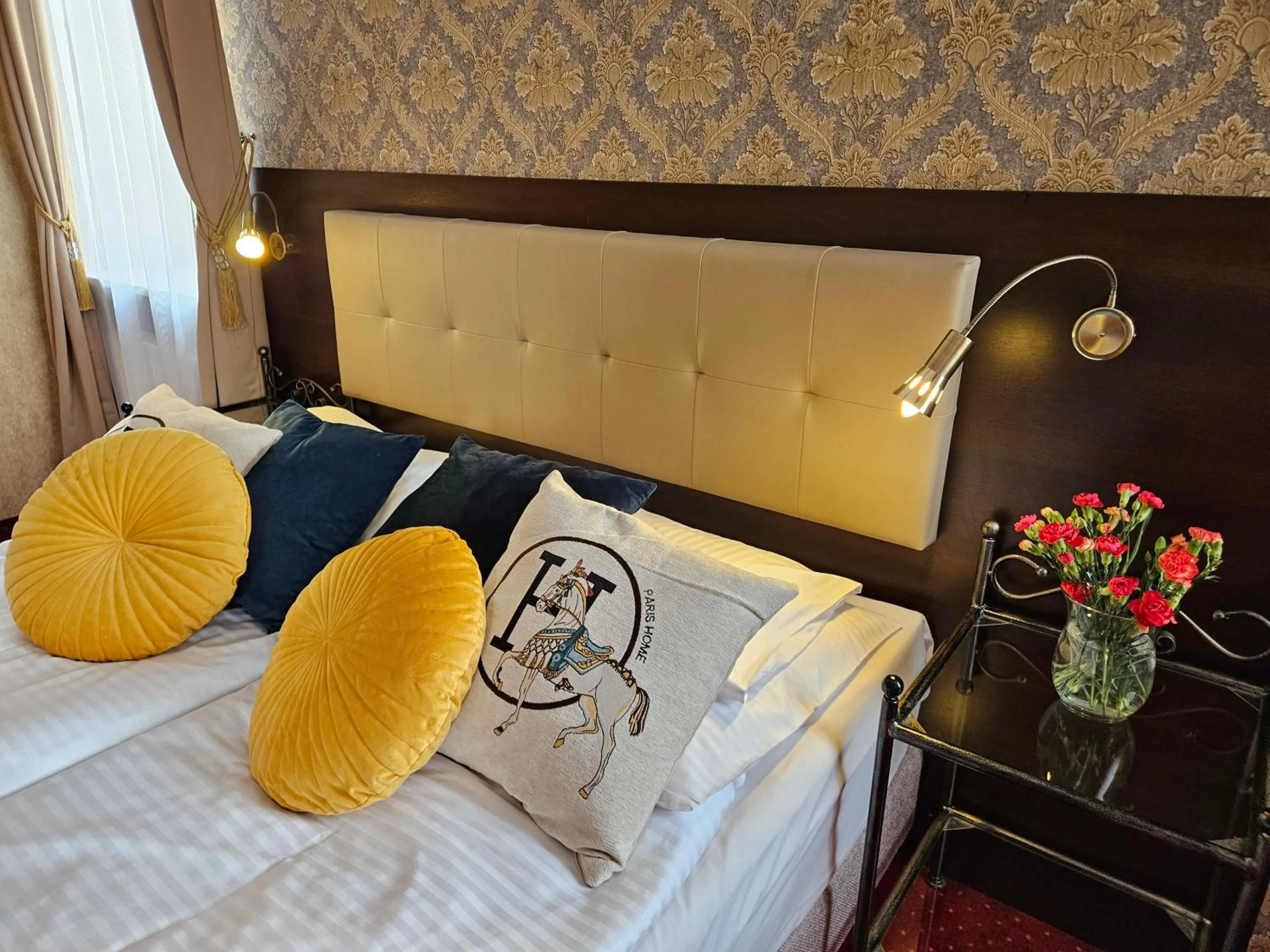 Bed in Hotel Galicja SPA Wieliczka