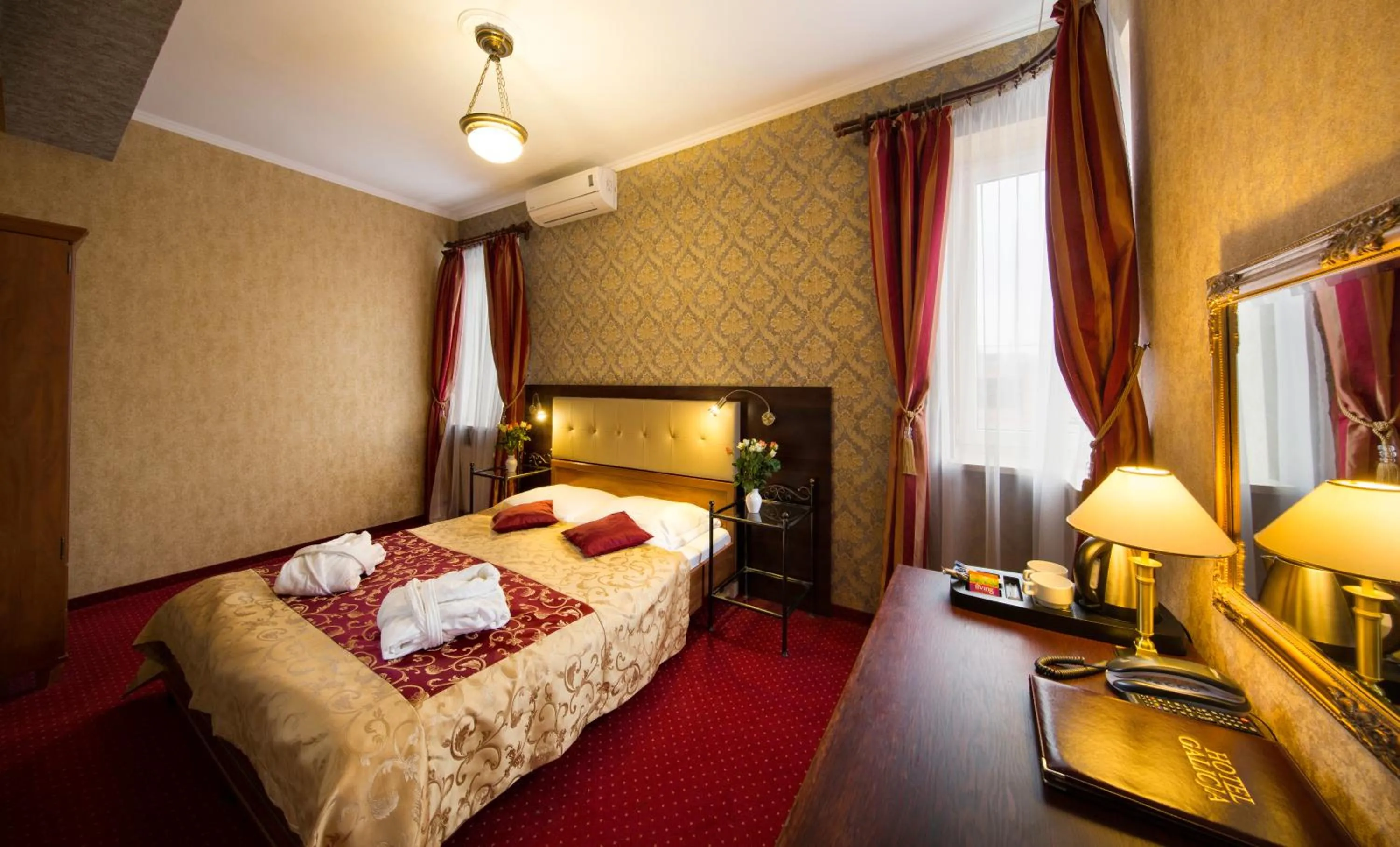 Photo of the whole room, Bed in Hotel Galicja SPA Wieliczka
