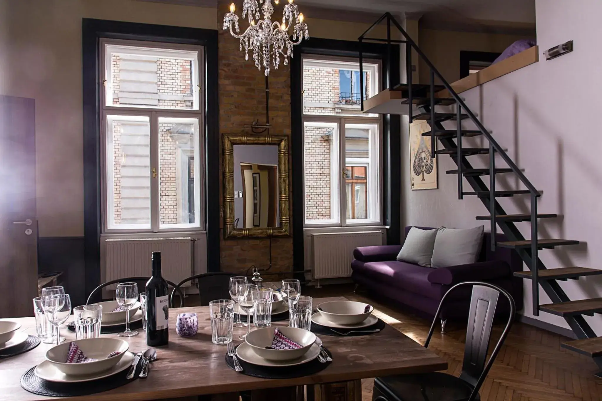 New - WalnutTree Double 12 Person Apartment central in Budapest - Hungary New - WalnutTree Double 12 Person Apartment central in Budapest - Hungary