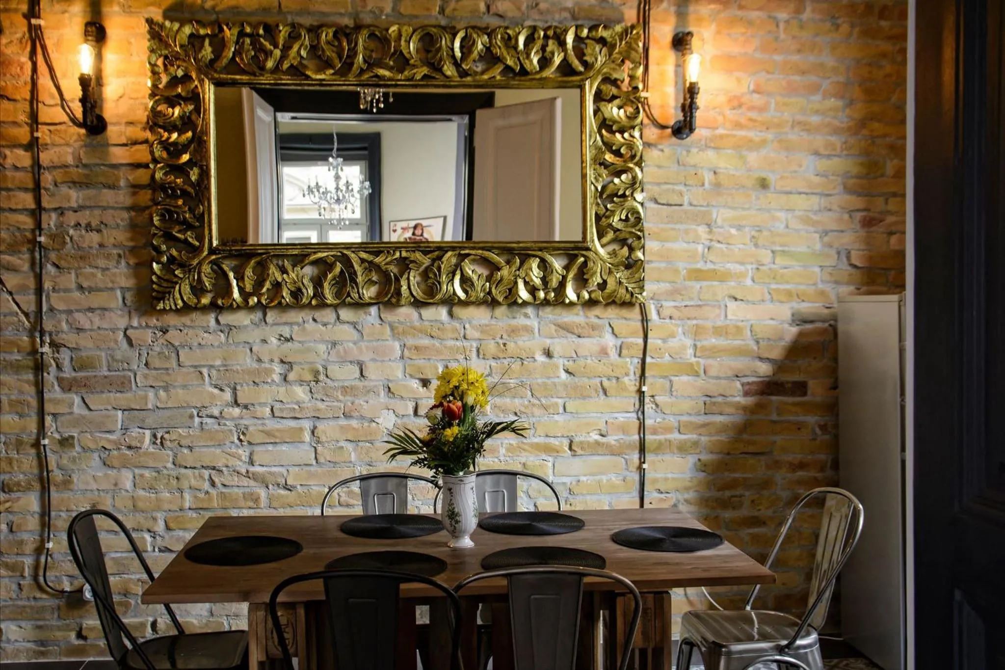 New - WalnutTree Double 12 Person Apartment central in Budapest - Hungary
