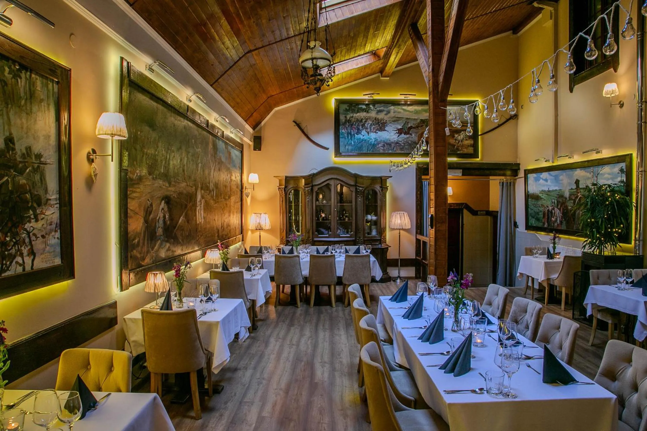 Restaurant/places to eat in Euro Aparthotel