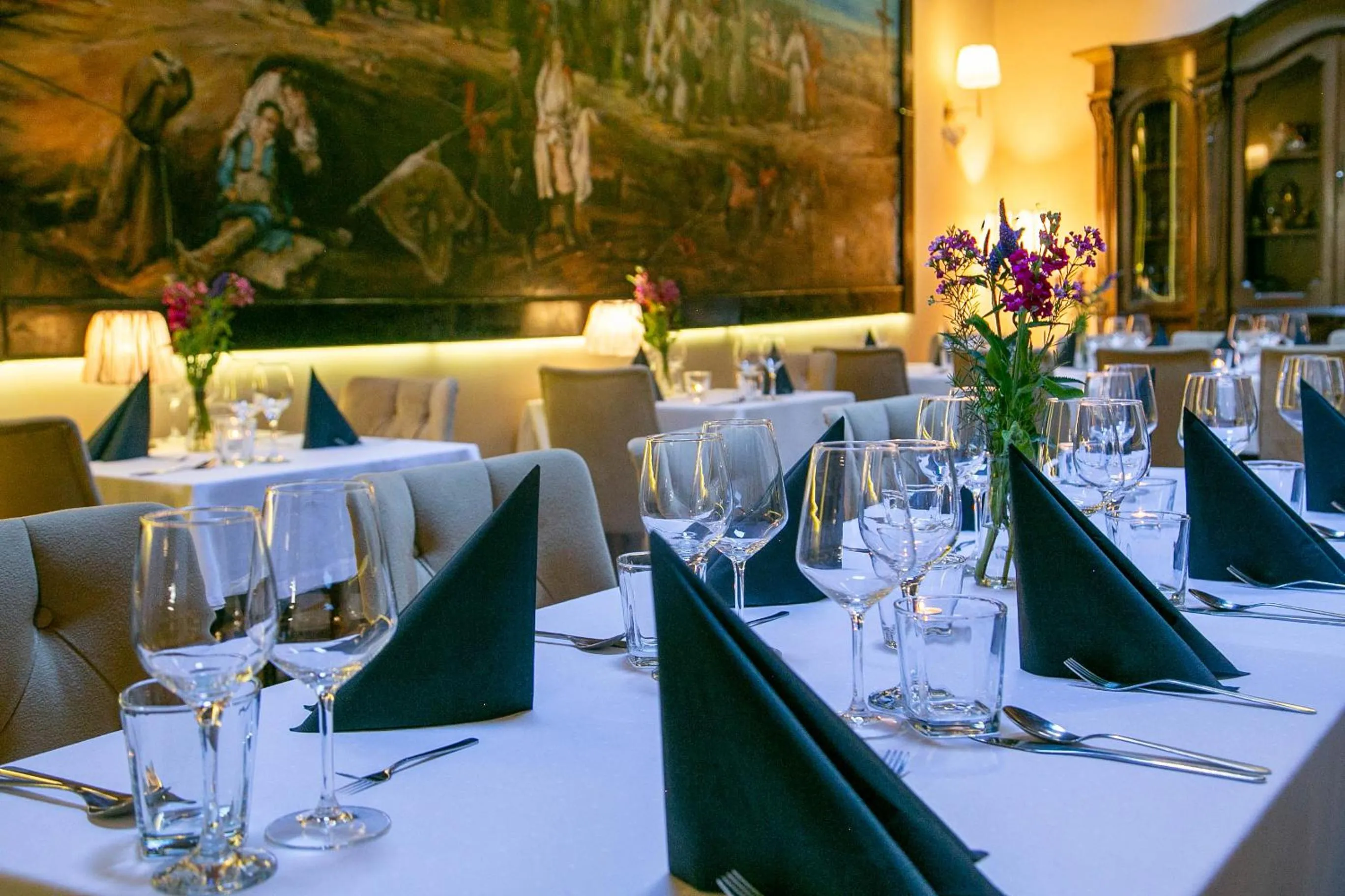 Restaurant/places to eat in Euro Aparthotel