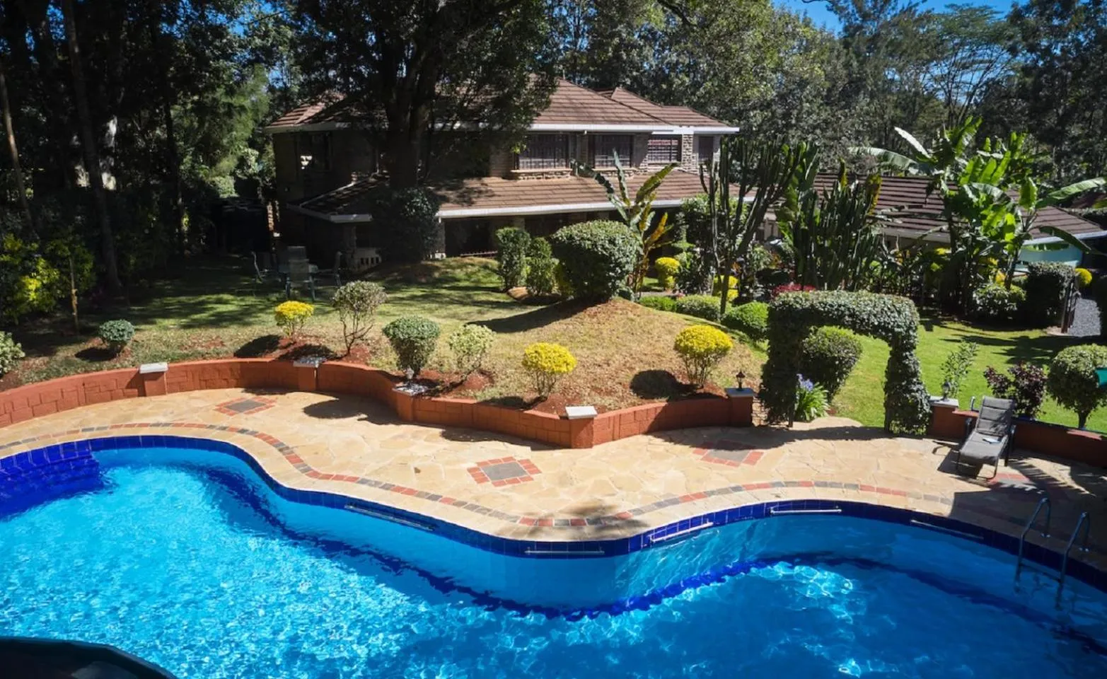 Swimming pool in The Drexel House Kenya
