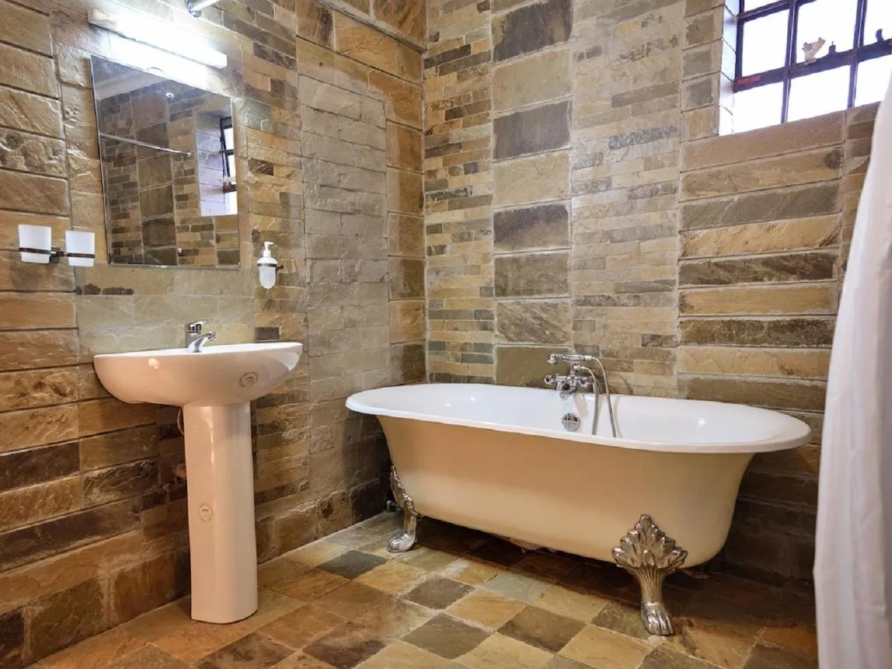 Bathroom in The Drexel House Kenya