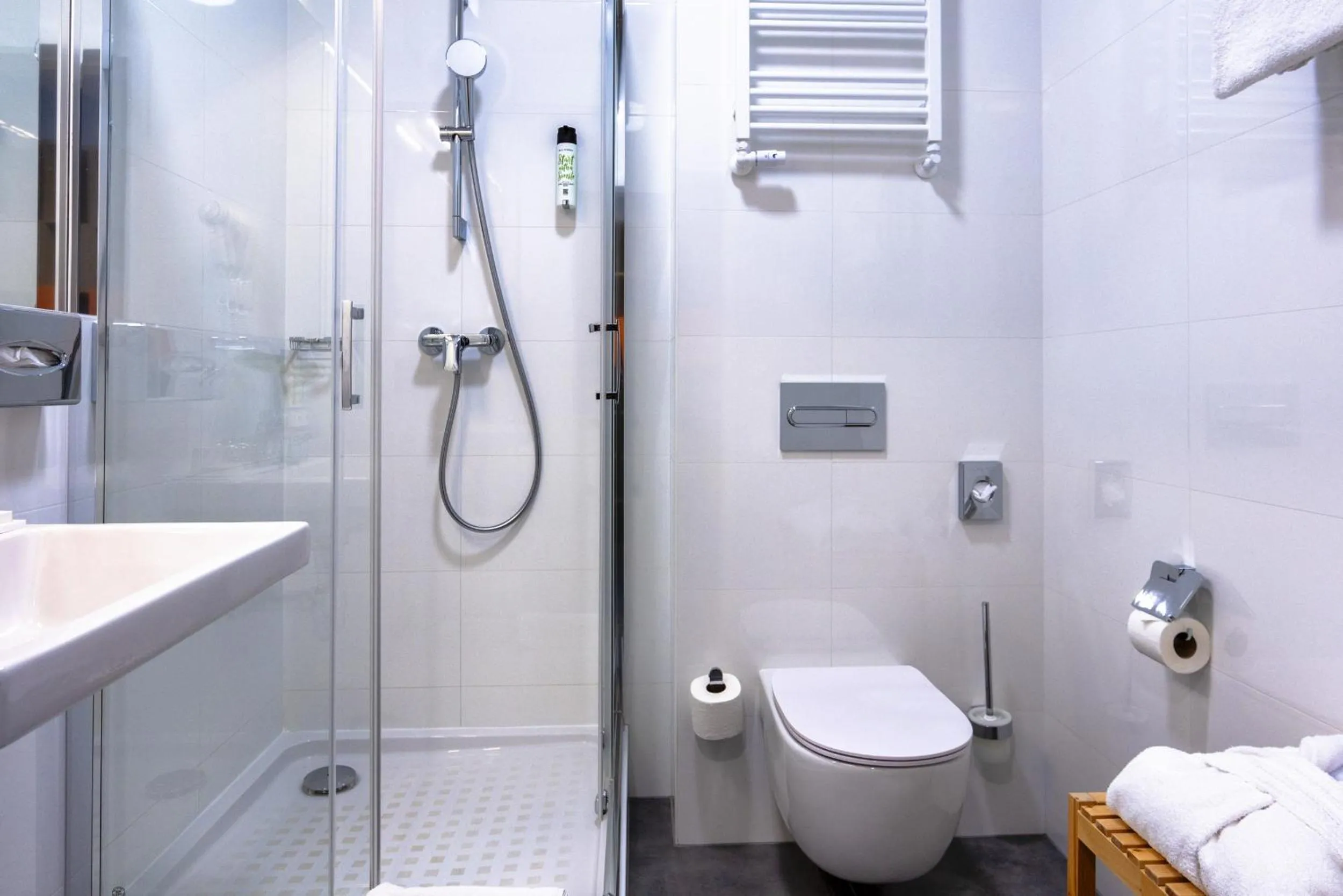 Shower in Hotel MDM City Centre