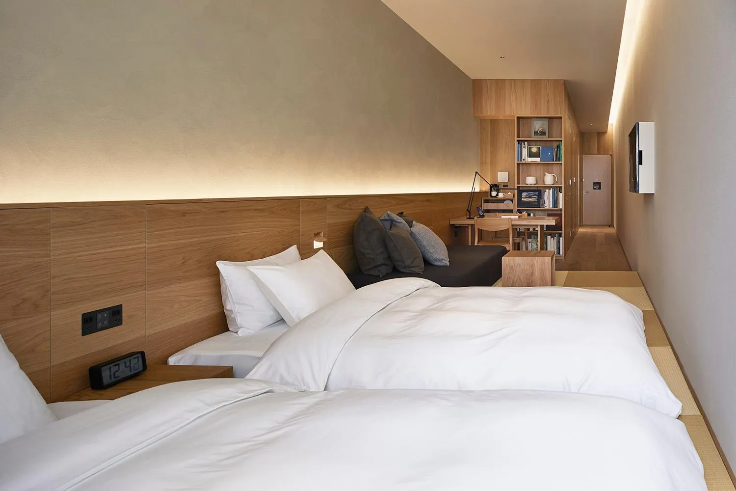 Bed in MUJI HOTEL GINZA