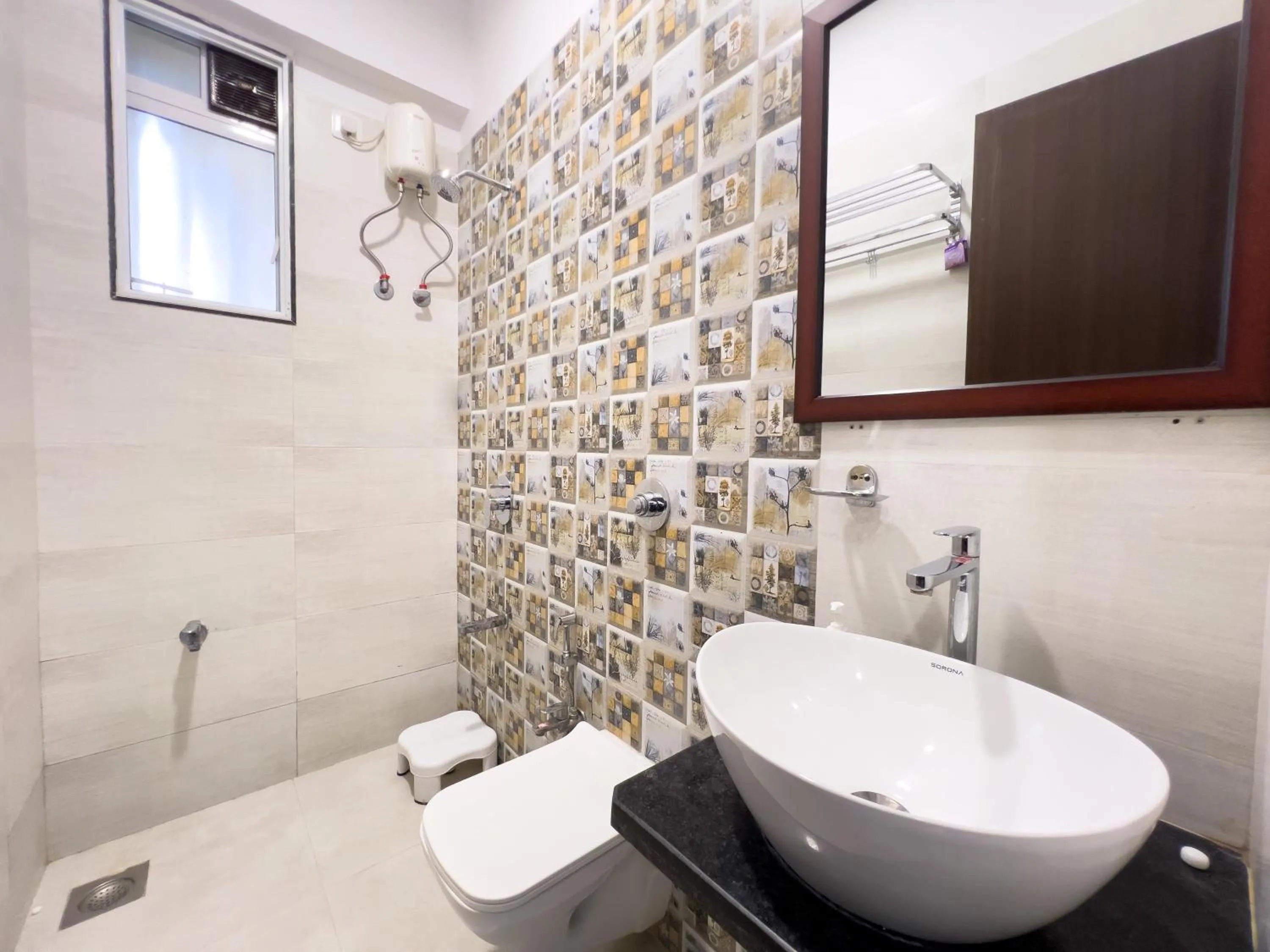 Pinaki Comfort Stay Vile Parle - Near Airport