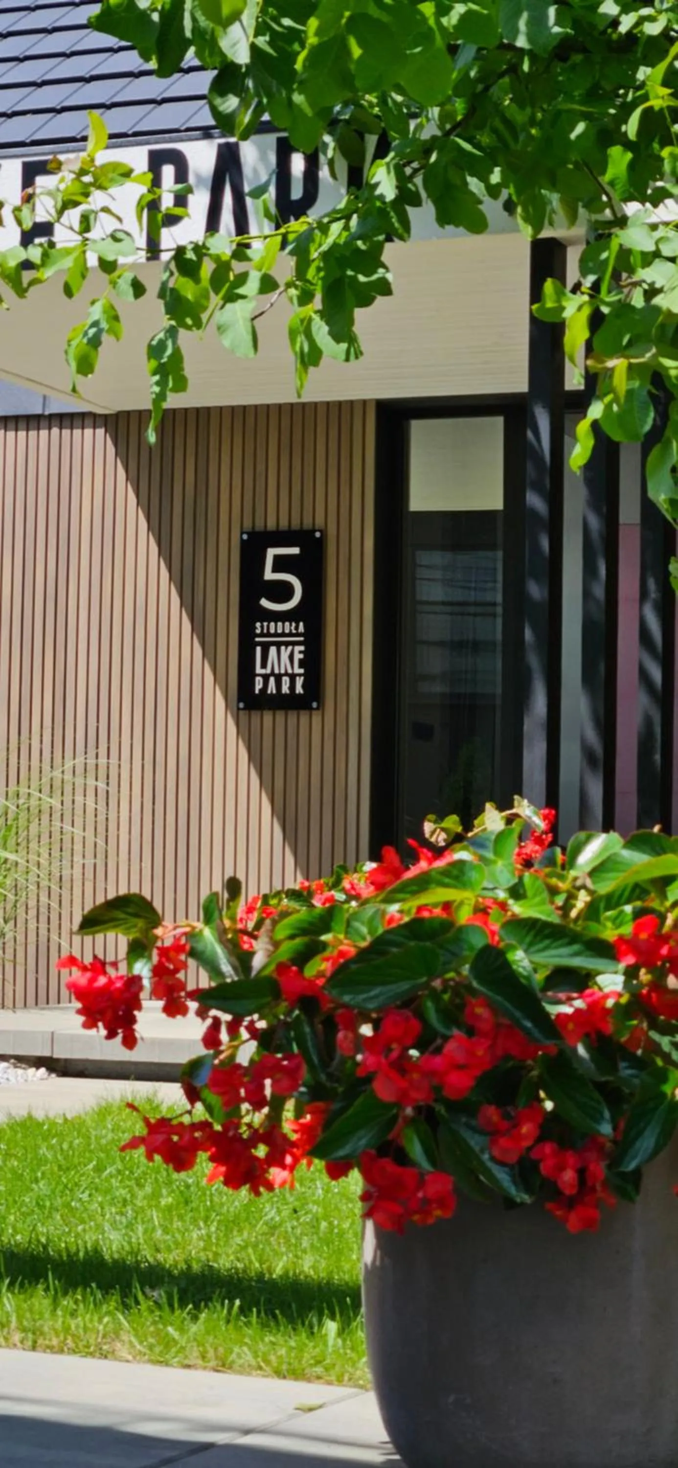 Property building in Lake Park