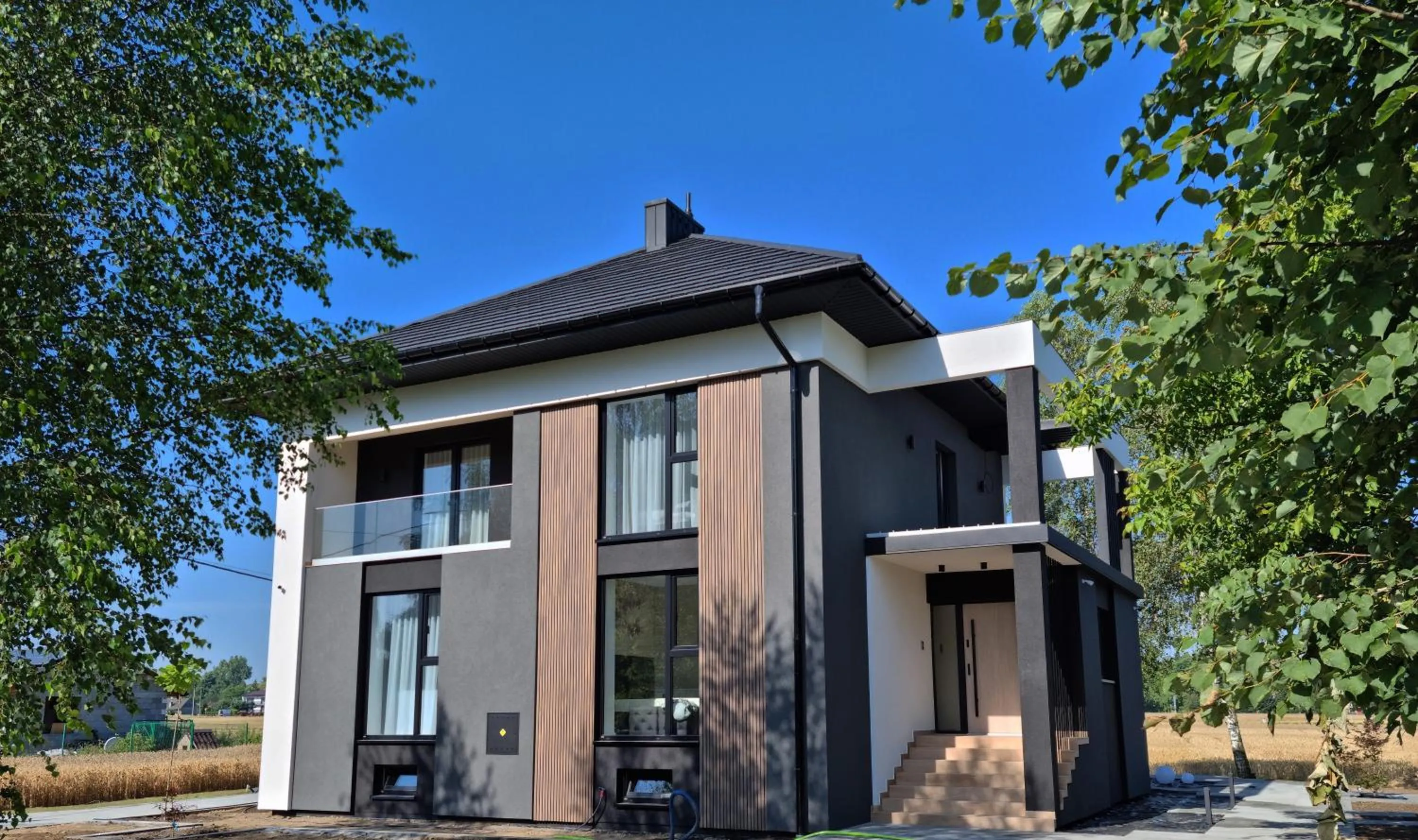 Property building in Lake Park