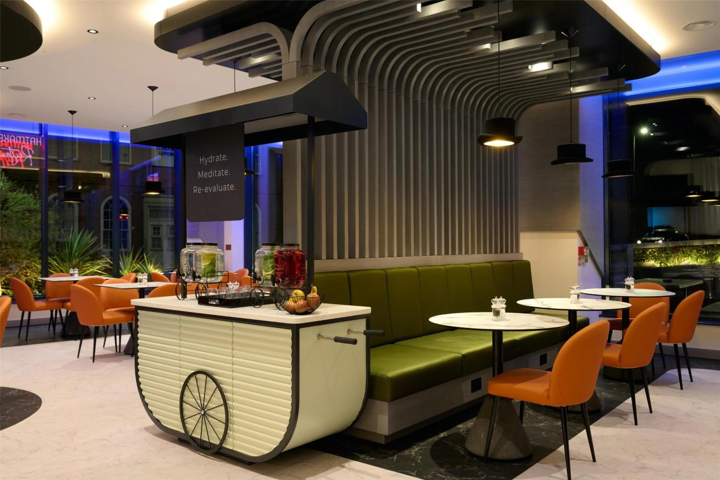 Restaurant/places to eat in Spark by Hilton Luton