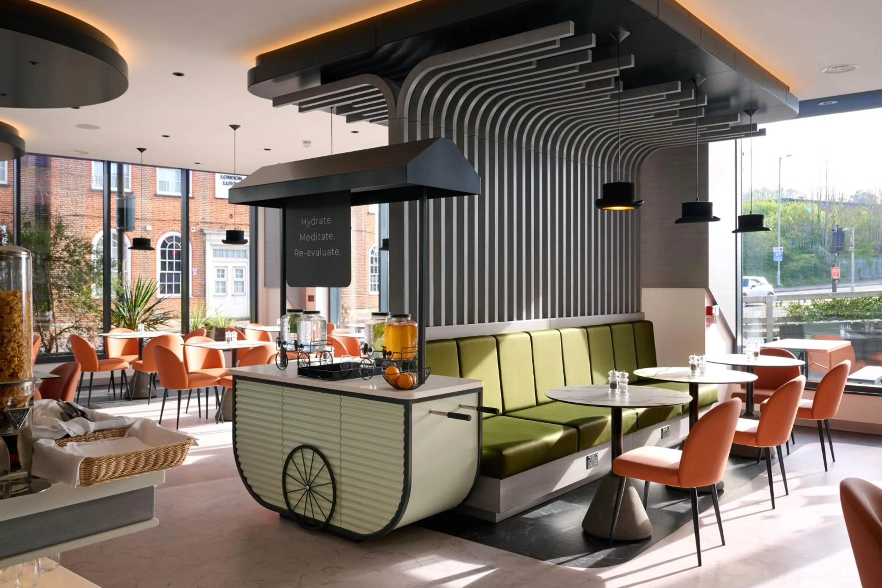 Restaurant/places to eat in Spark by Hilton Luton
