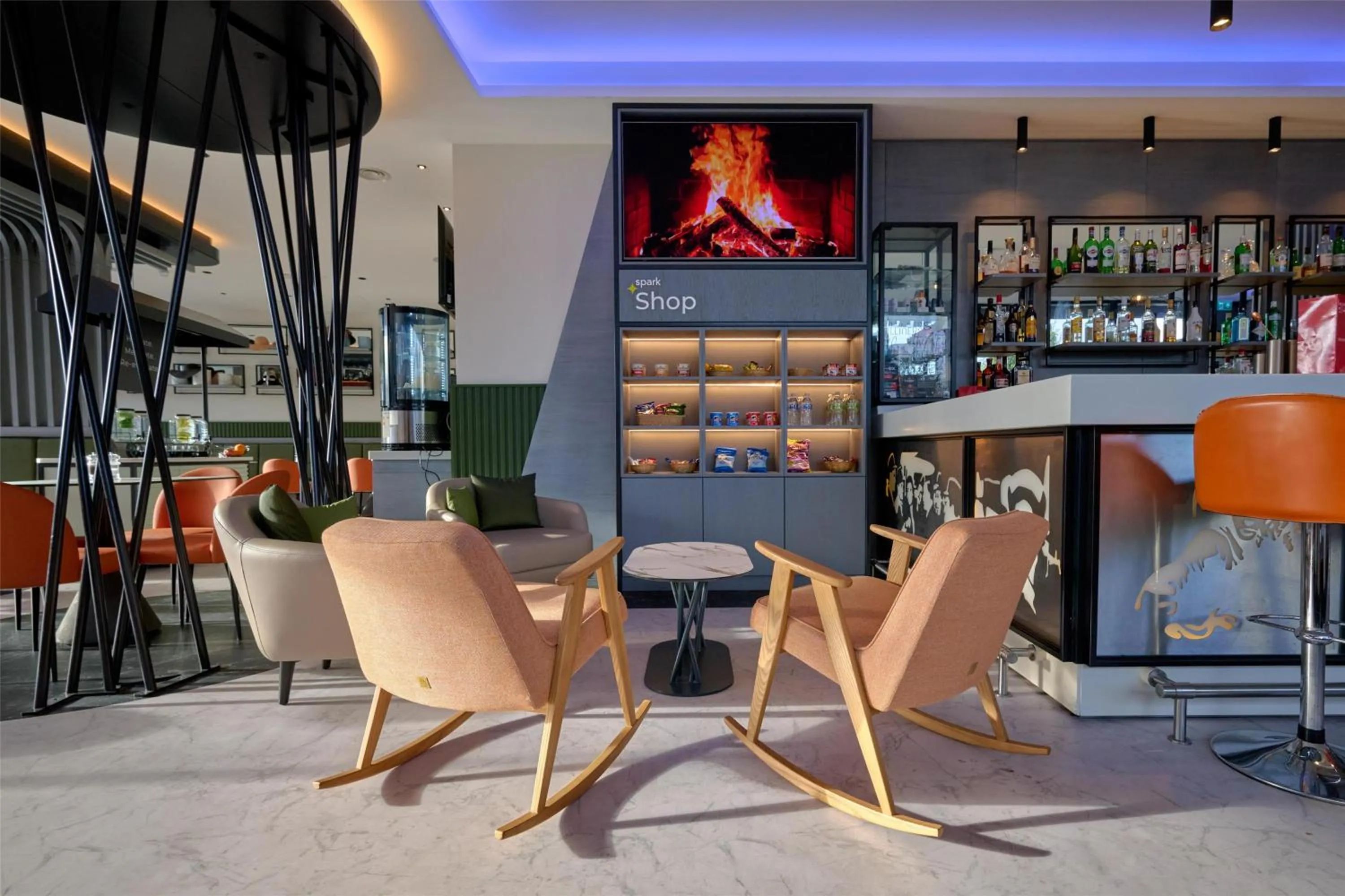 Lounge or bar in Spark by Hilton Luton