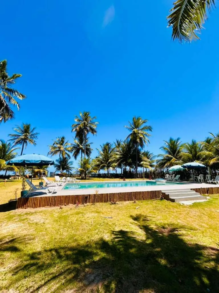 Swimming pool in Pousada e Restaurante Encanto das Águas