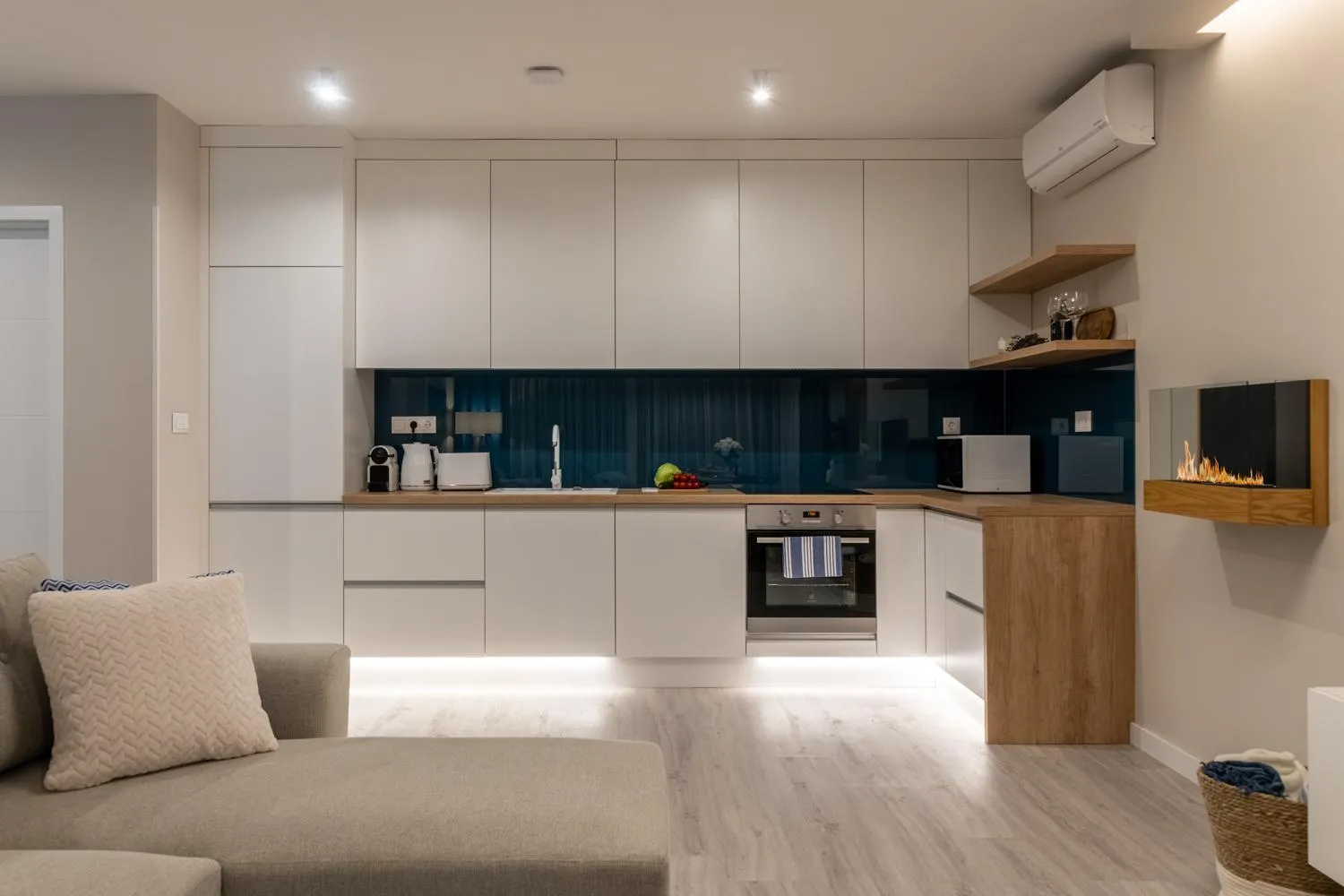 Coffee/tea facilities in Lake Spirit Boutique Apartments