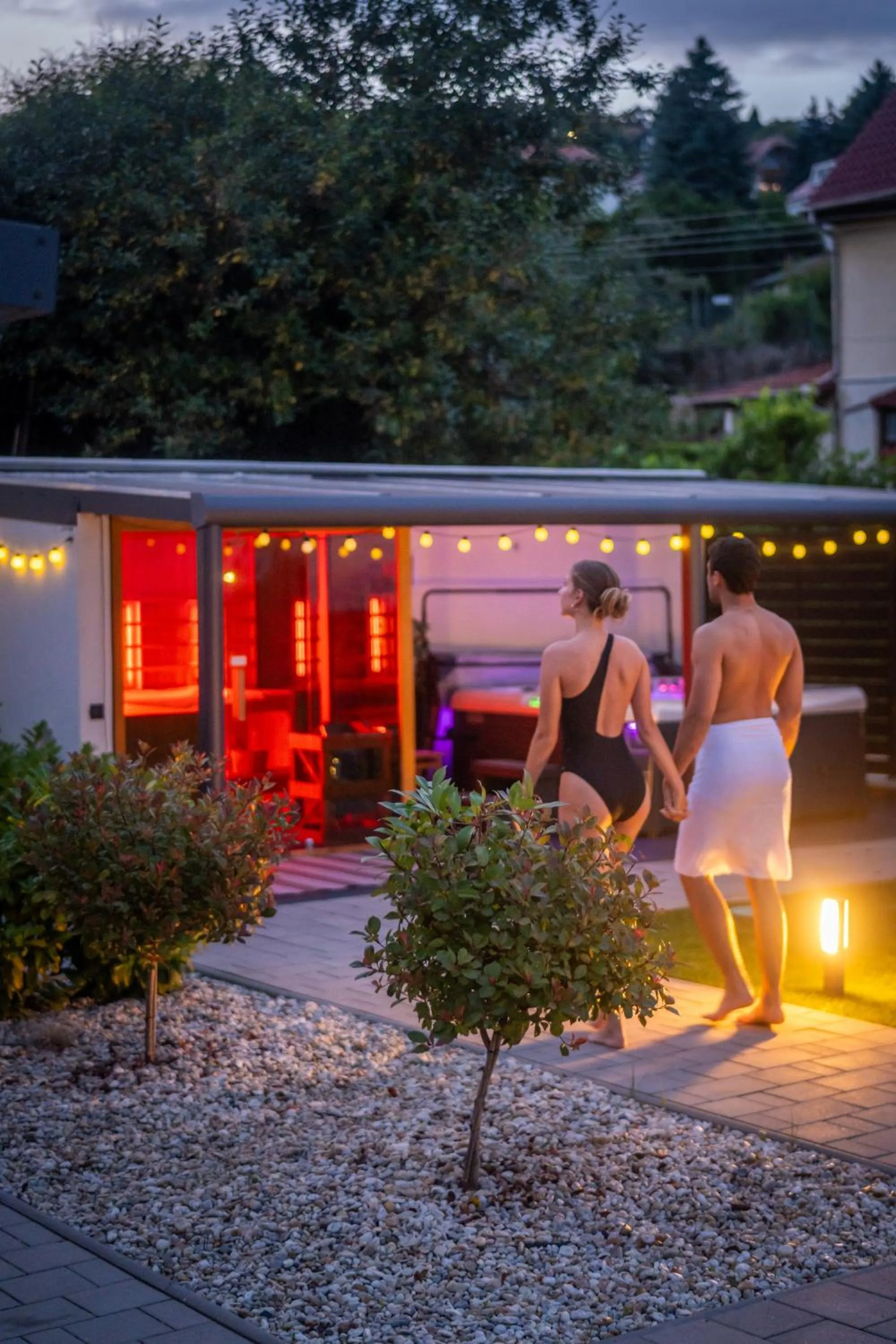 Hot Tub in Lake Spirit Boutique Apartments