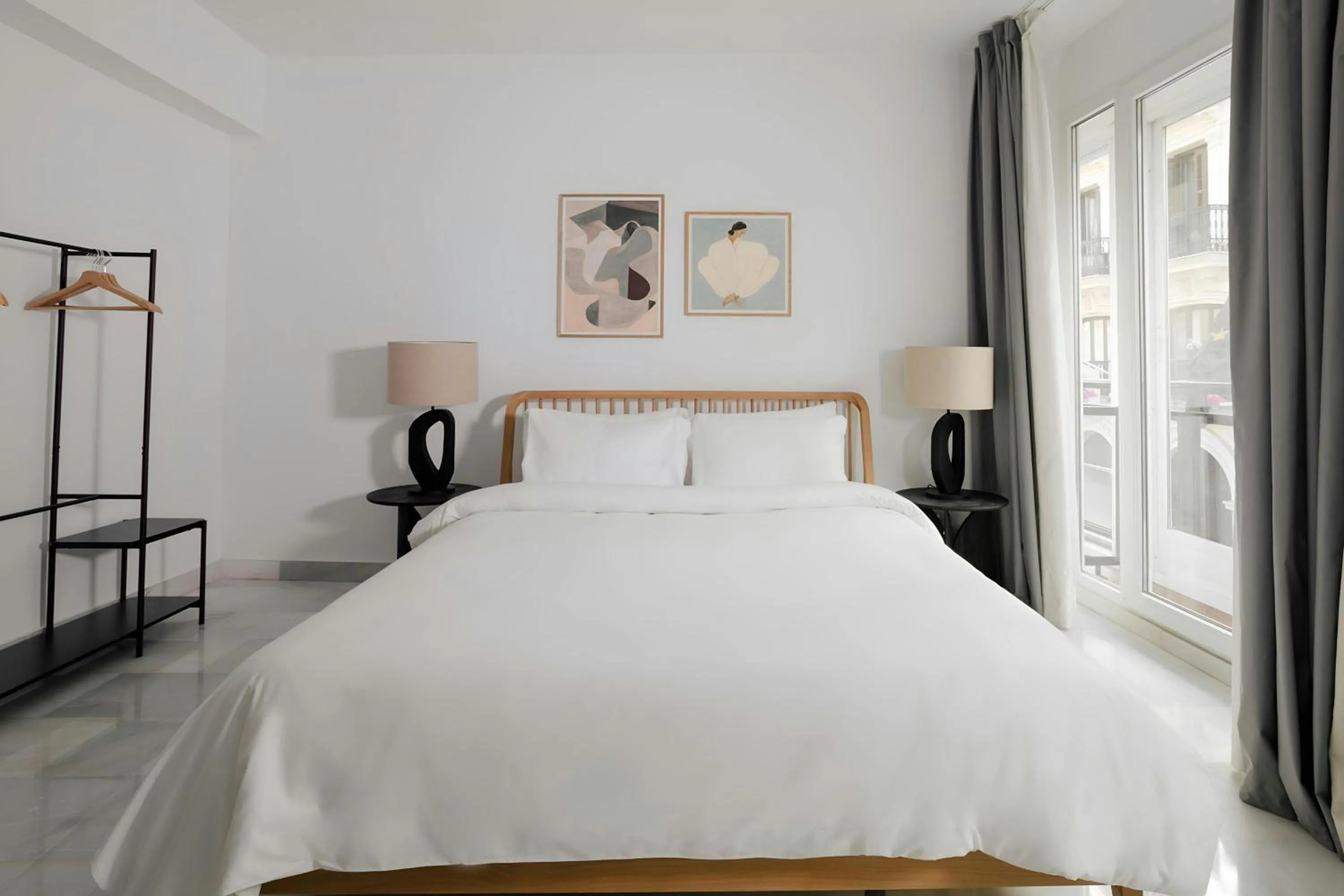 Bedroom, Bed in Sonder by Marriott Bonvoy Santa Ana Apartments Las Letras