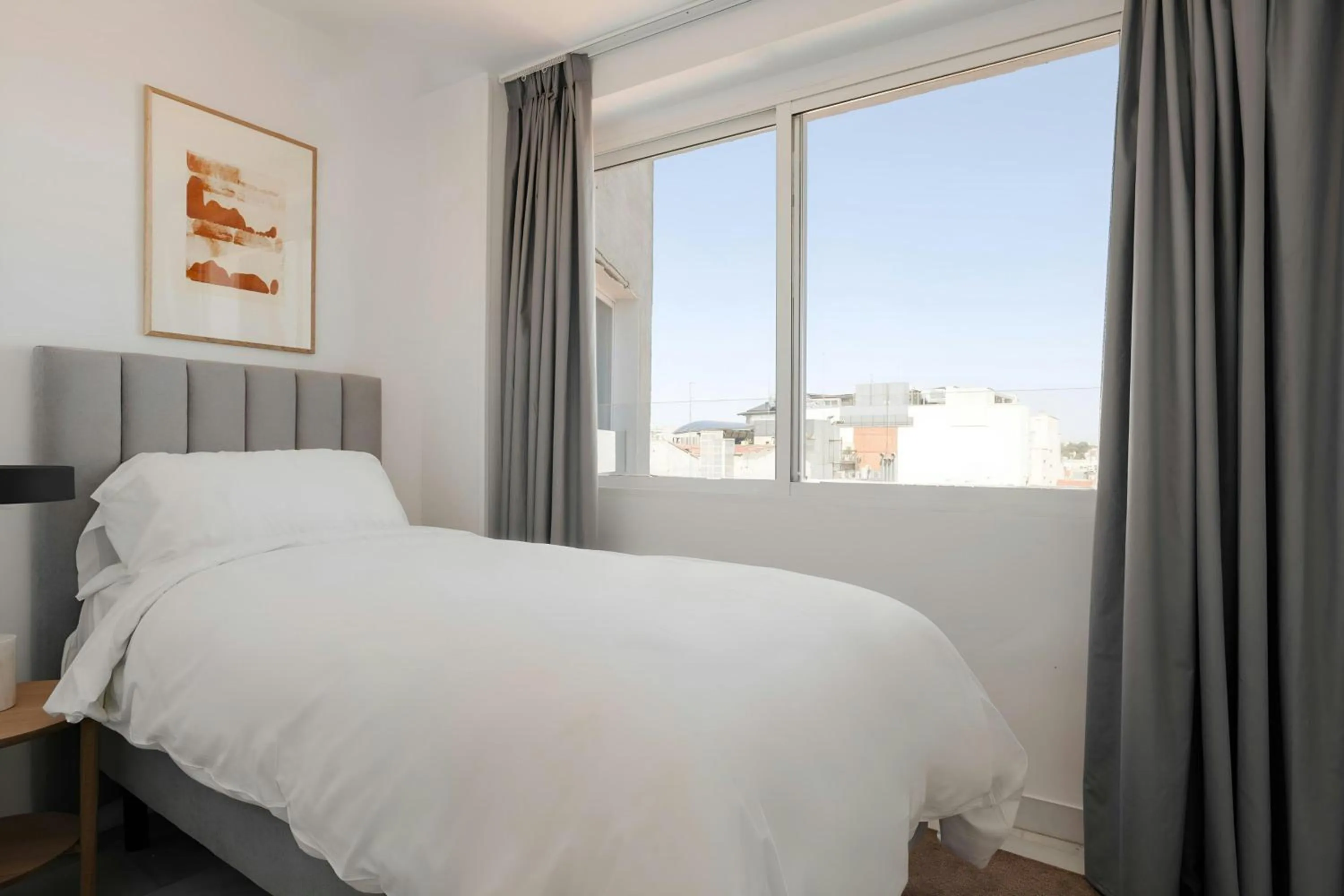 Bedroom, Bed in Sonder by Marriott Bonvoy Santa Ana Apartments Las Letras