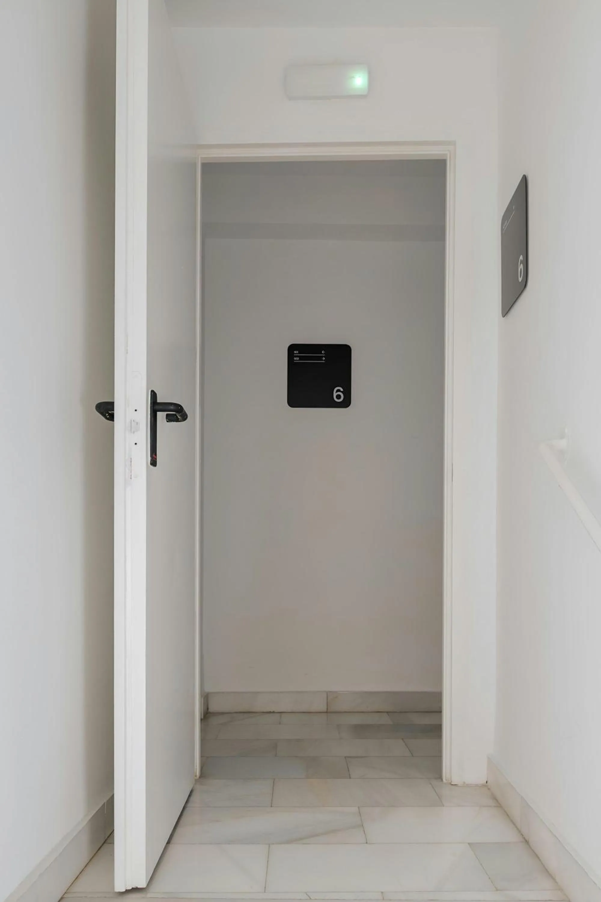 Photo of the whole room in Sonder by Marriott Bonvoy Santa Ana Apartments Las Letras