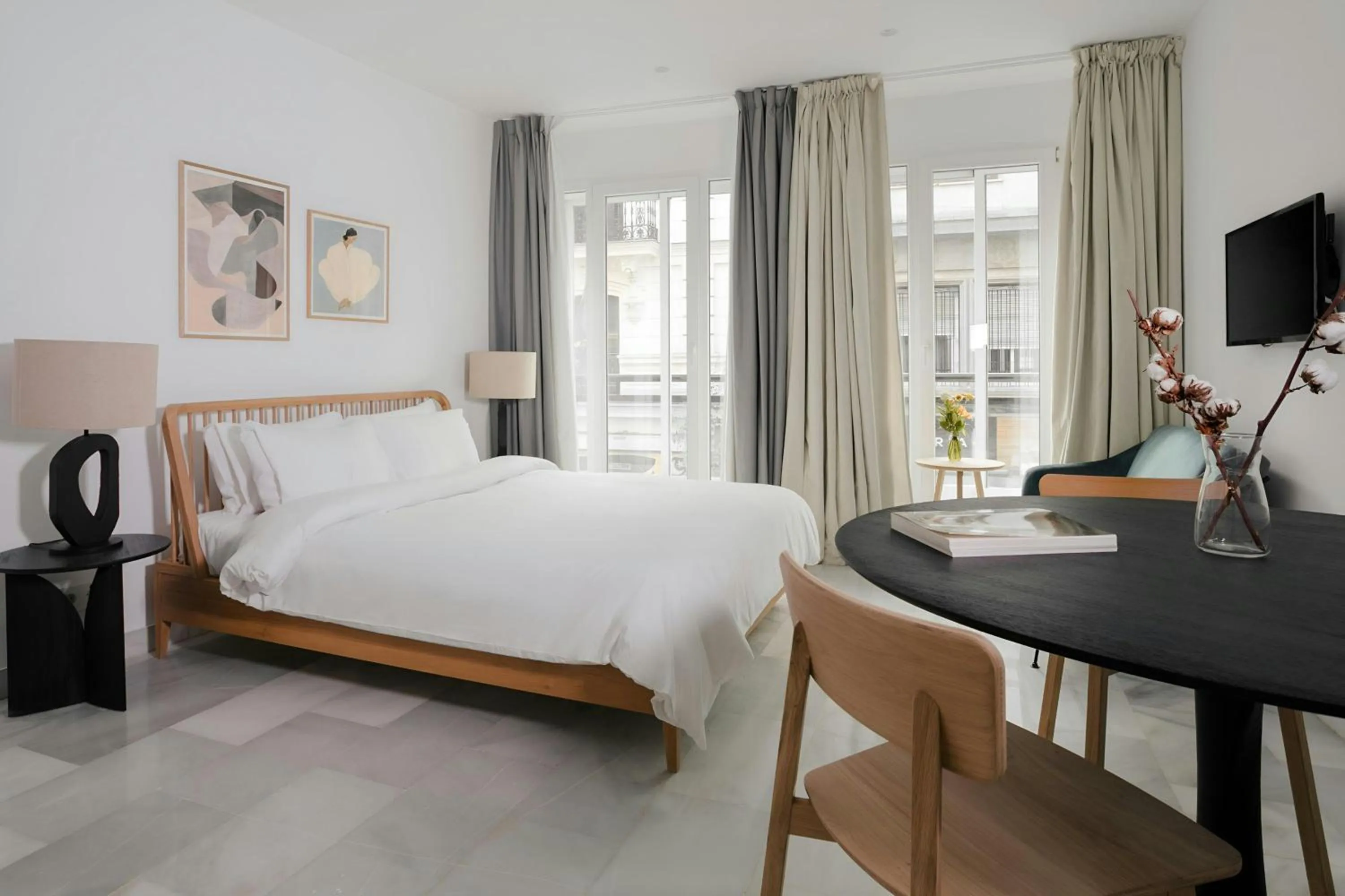 Bedroom, Bed in Sonder by Marriott Bonvoy Santa Ana Apartments Las Letras