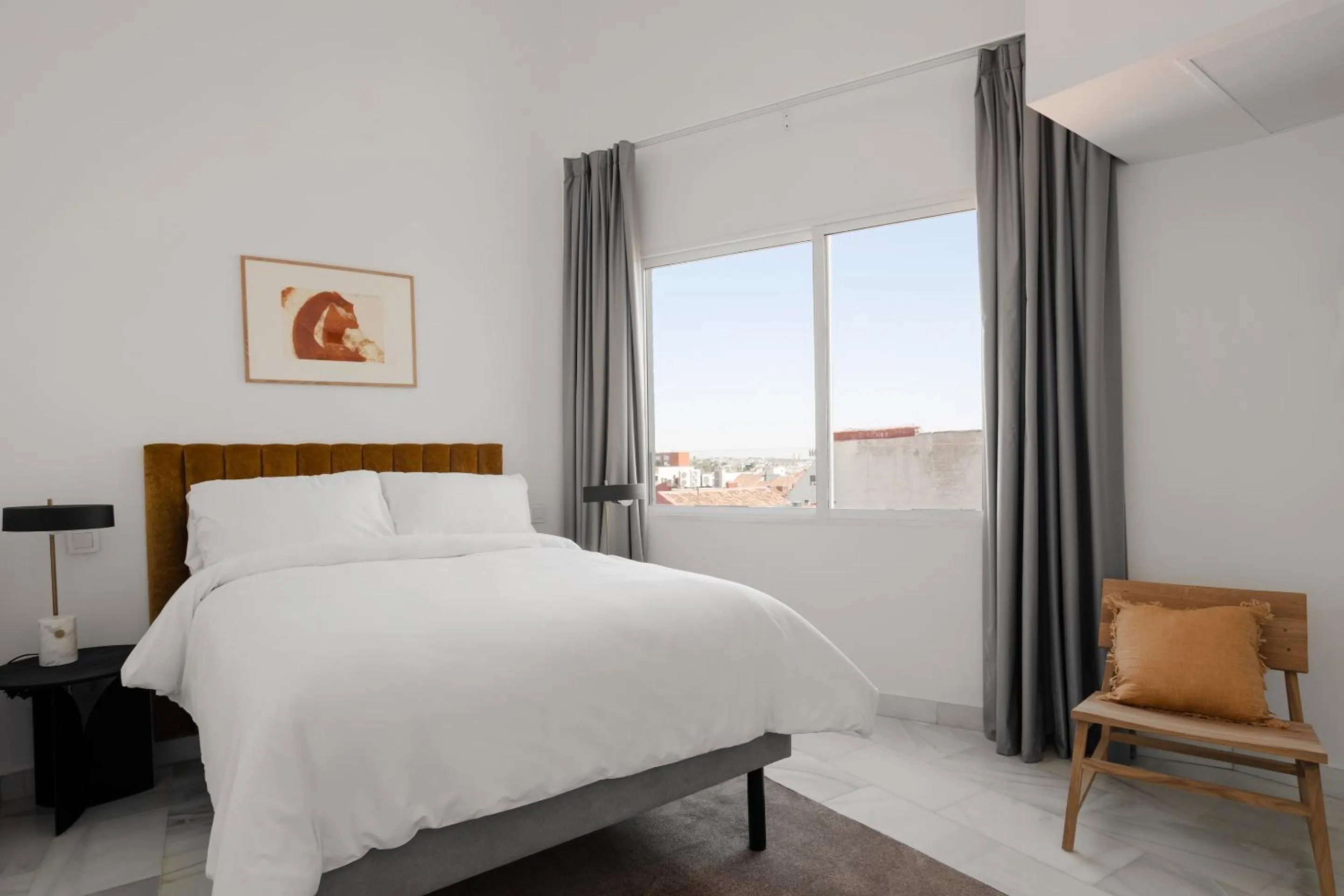 Three-Bedroom Apartment in Limehome Madrid Sol