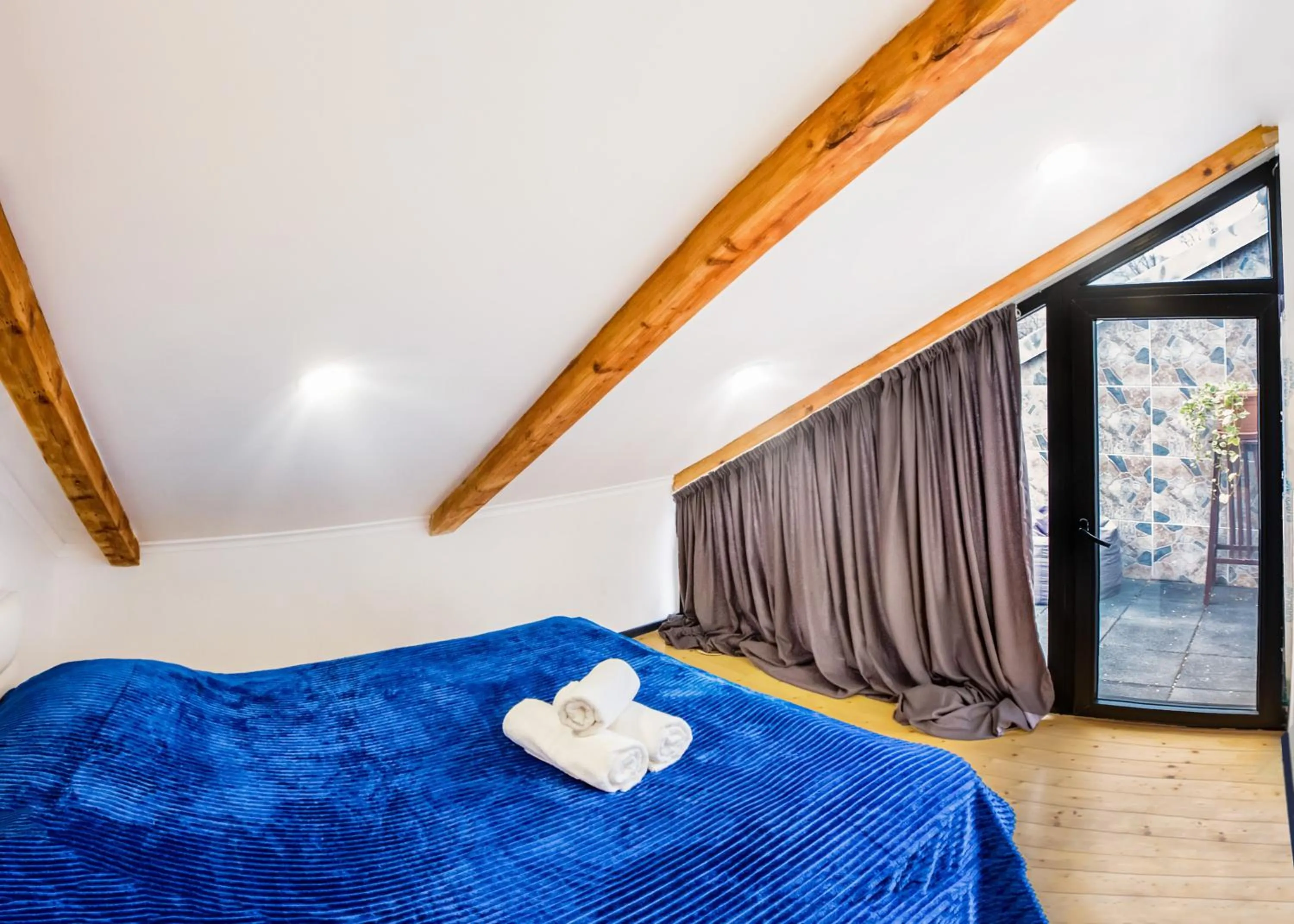 Bed in HB apartments Aghmashenebeli